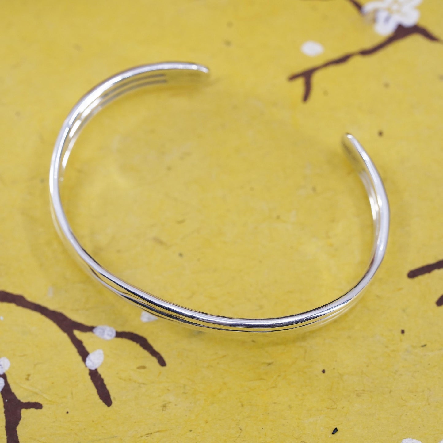 6.75", southwestern Sterling silver handmade bracelet, modern 925 wavy cuff