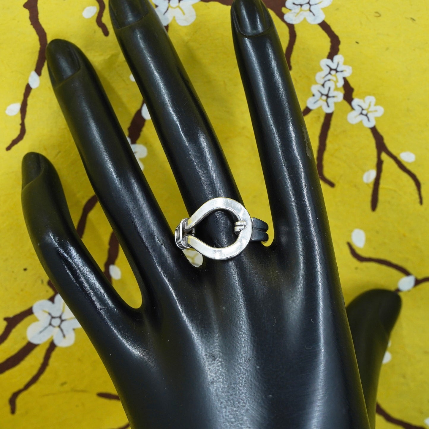 Size 8, Sterling silver handmade ring, Mexican 925 band, modernist, minimalist