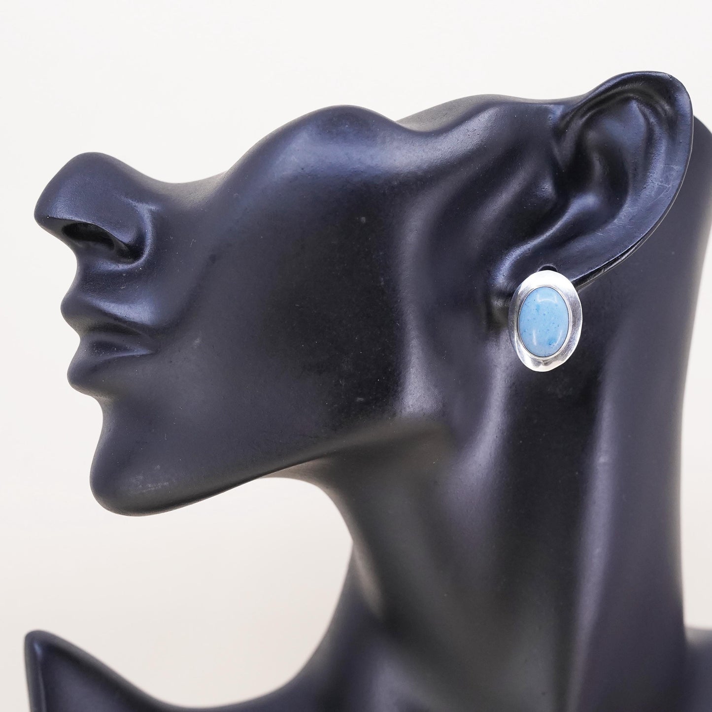Native American sterling silver single earring, 925 oval clip on with turquoise