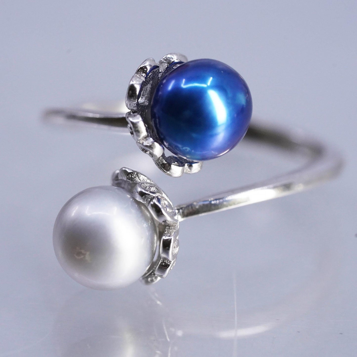 Size adjustable, vintage Sterling 925 silver wrap band ring blue gray pearl