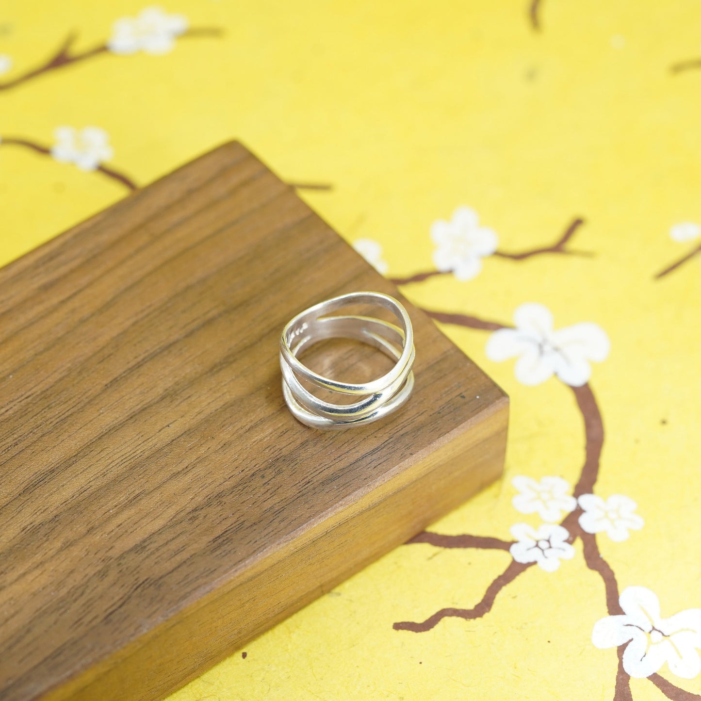 Size 7.5, vintage Sterling silver handmade ring, Modern 925 wavy band