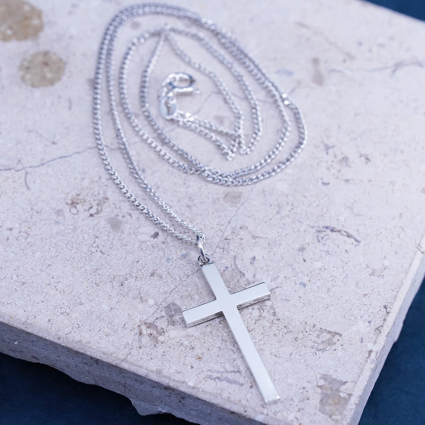 20” 2mm, vintage Sterling 925 silver handmade curb chain necklace with cross