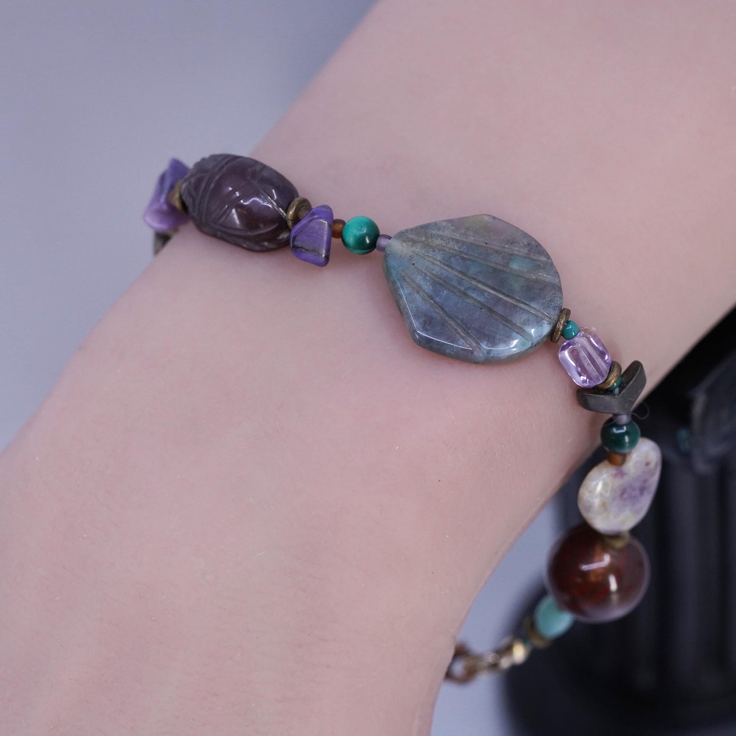 7.5", southwestern bracelet with curved turquoise bear, turtle moss agate shell