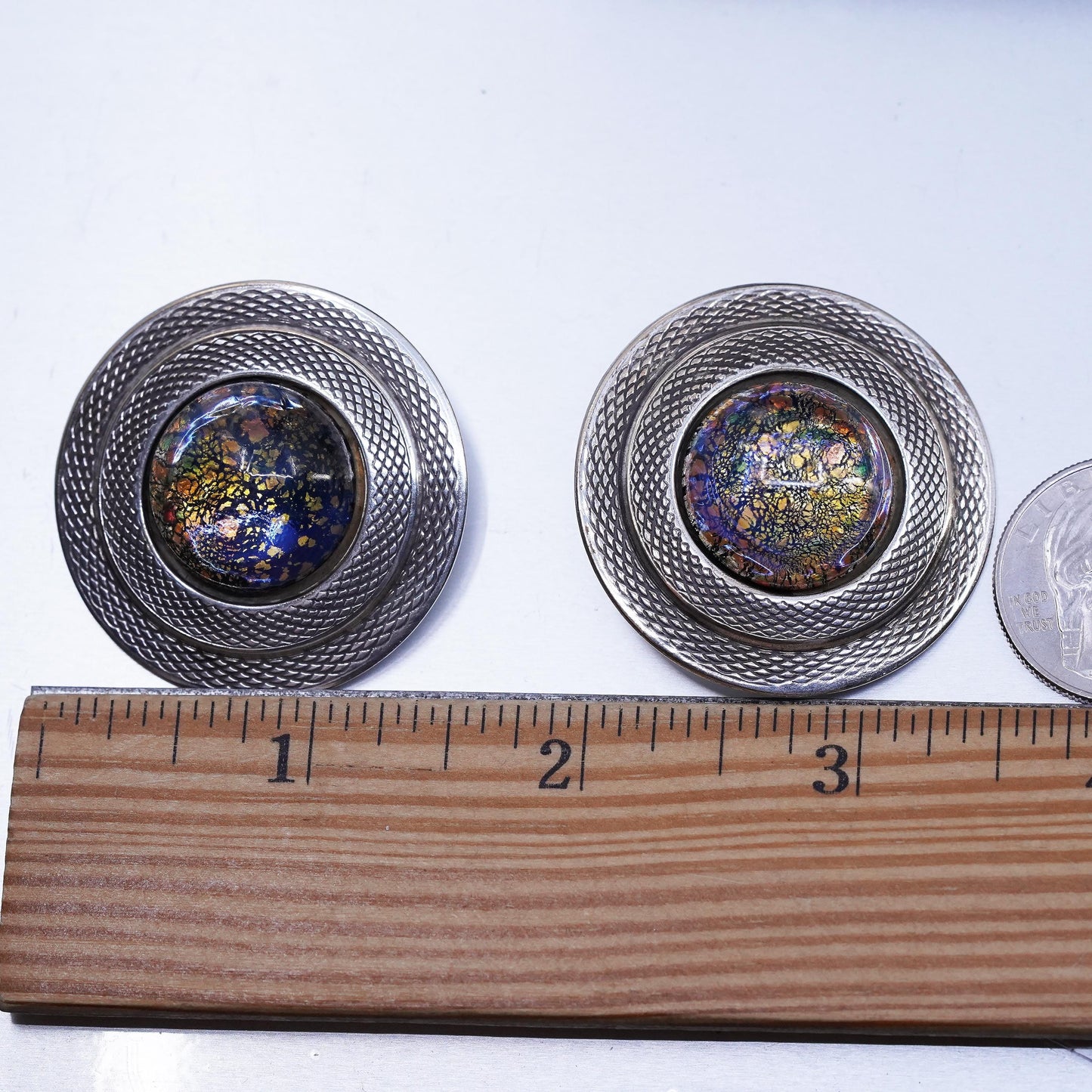 VTG Sterling 925 silver earrings, textured circle clip on dichroic glass bead