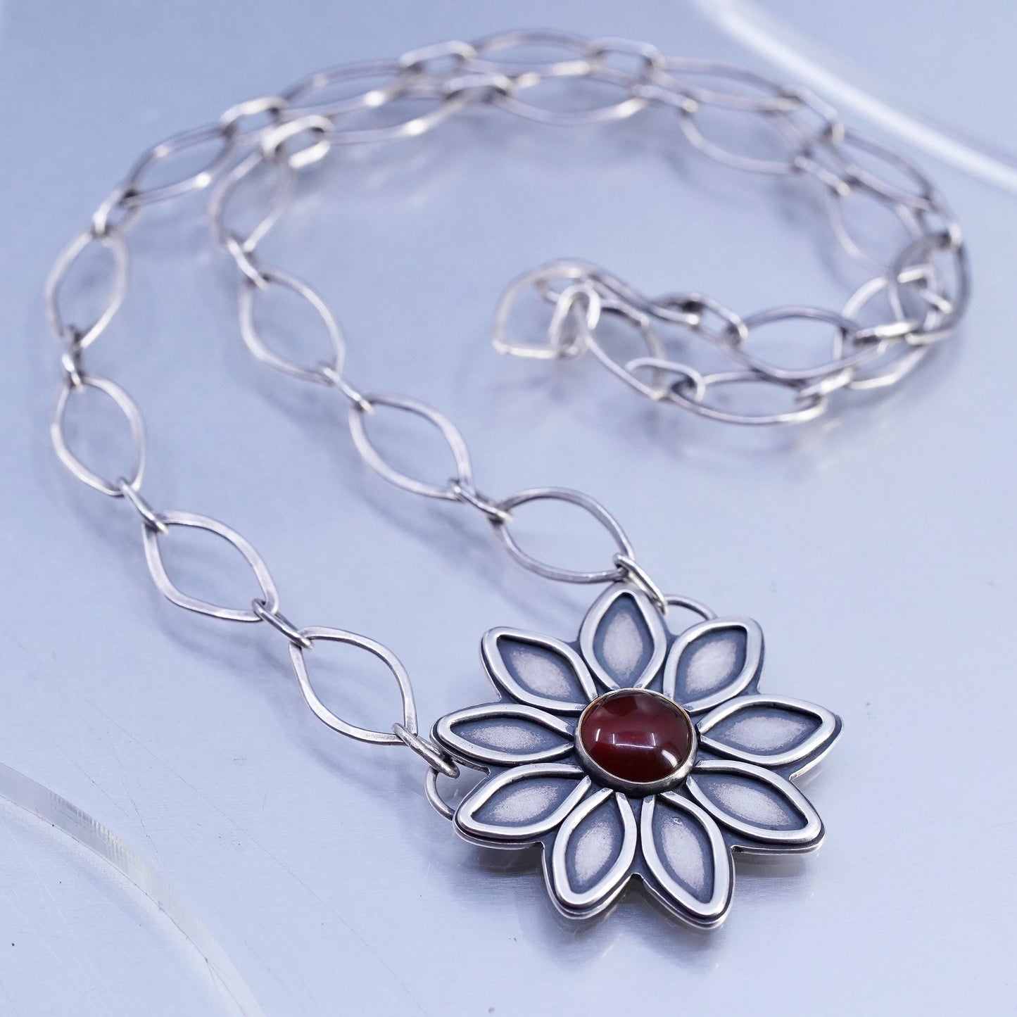 18", ALT matte Sterling 925 Silver flatten necklace garnet sunflower pendant