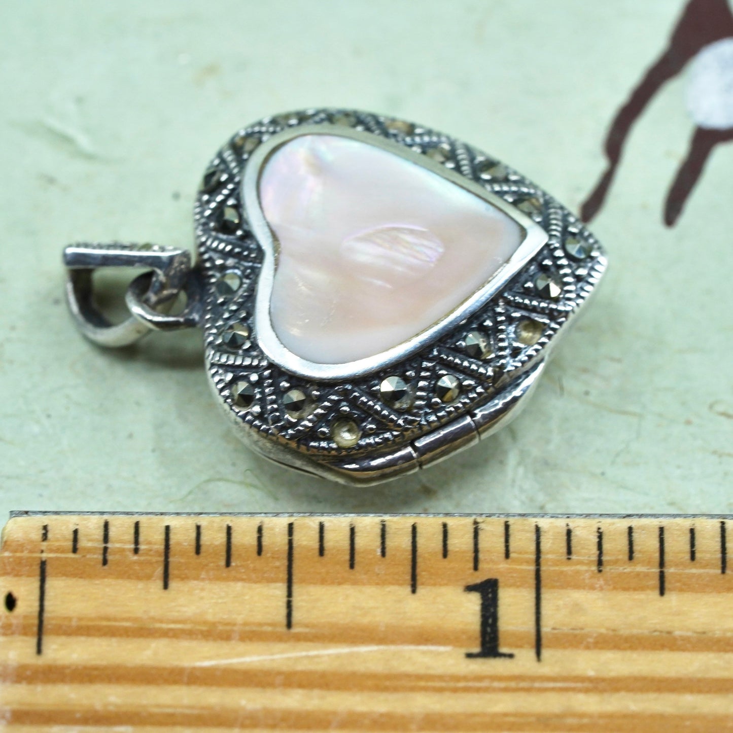 Sterling silver pendant, 925 heart locket charm pink mother of pearl Marcasite