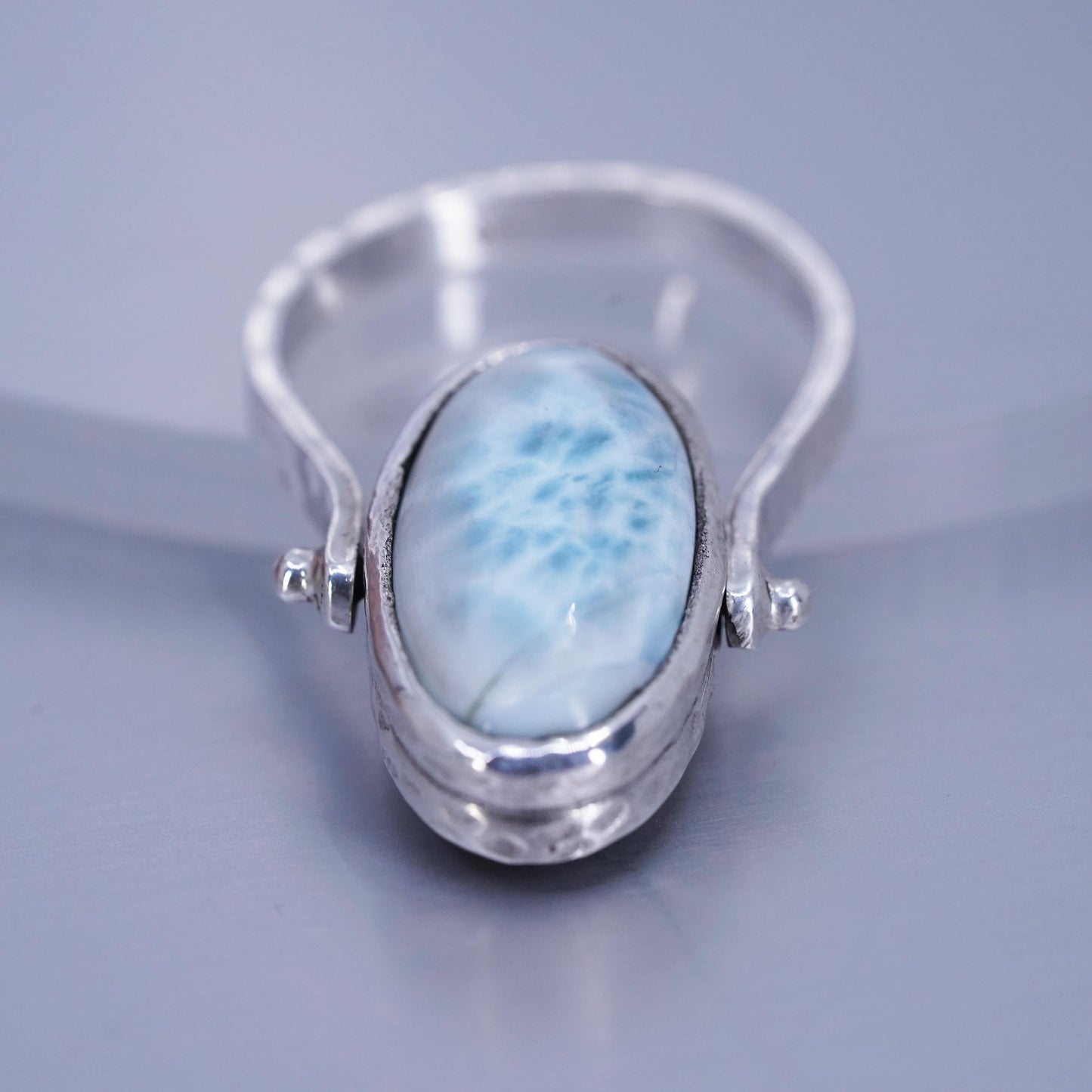 Size 7.5, Sterling 925 silver ring, double sided band with larimar labradorite