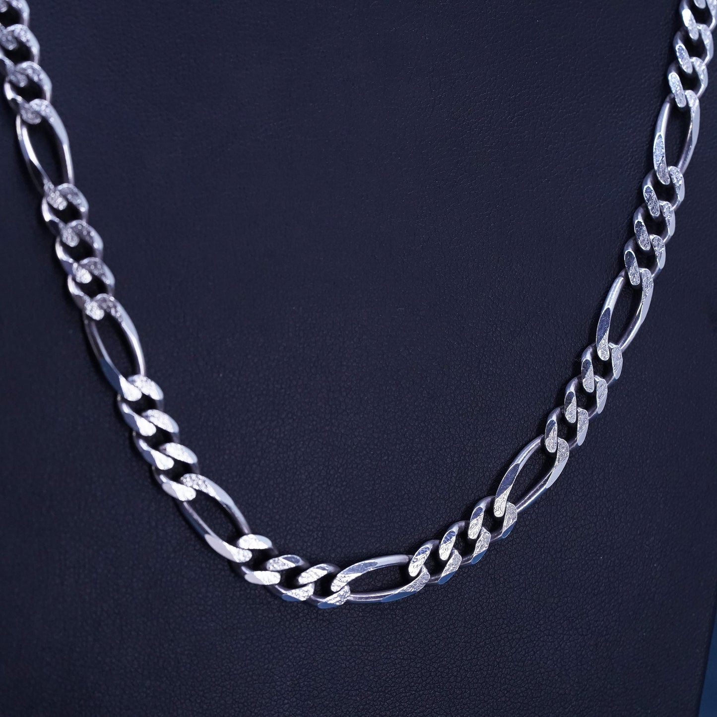 22", Italian KA 1772 Sterling silver necklace, bold 925 figaro link chain