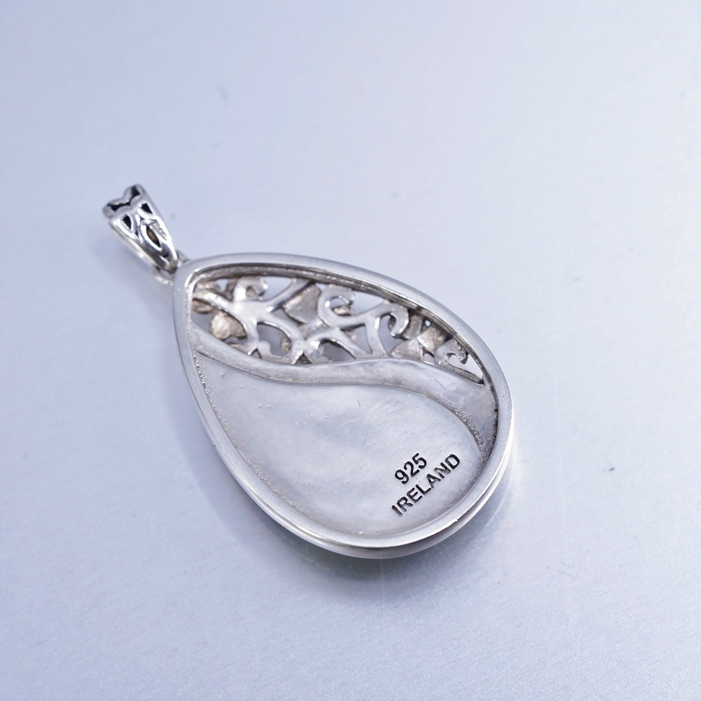 Sterling 925 silver handmade teardrop pendant with connemara marble and clovers