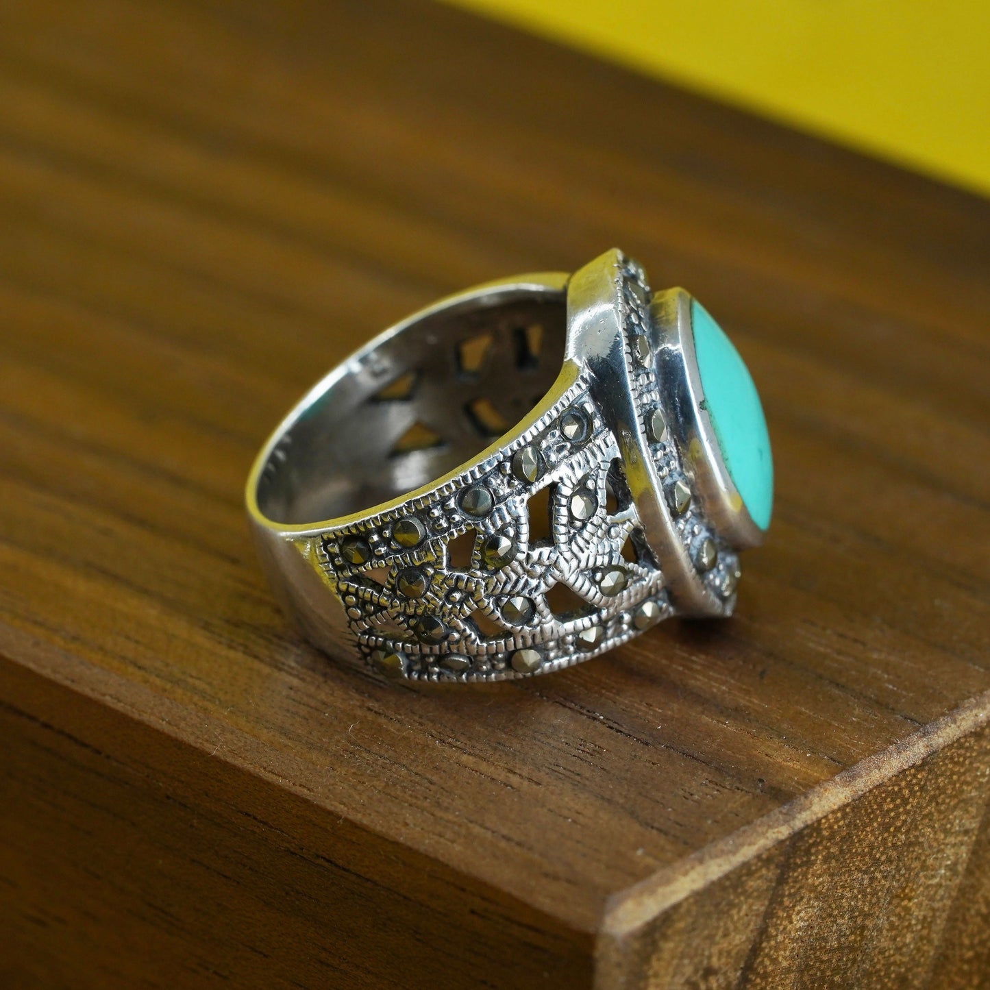 Size 7, southwestern Sterling silver ring, 925 band oval turquoise marcasite