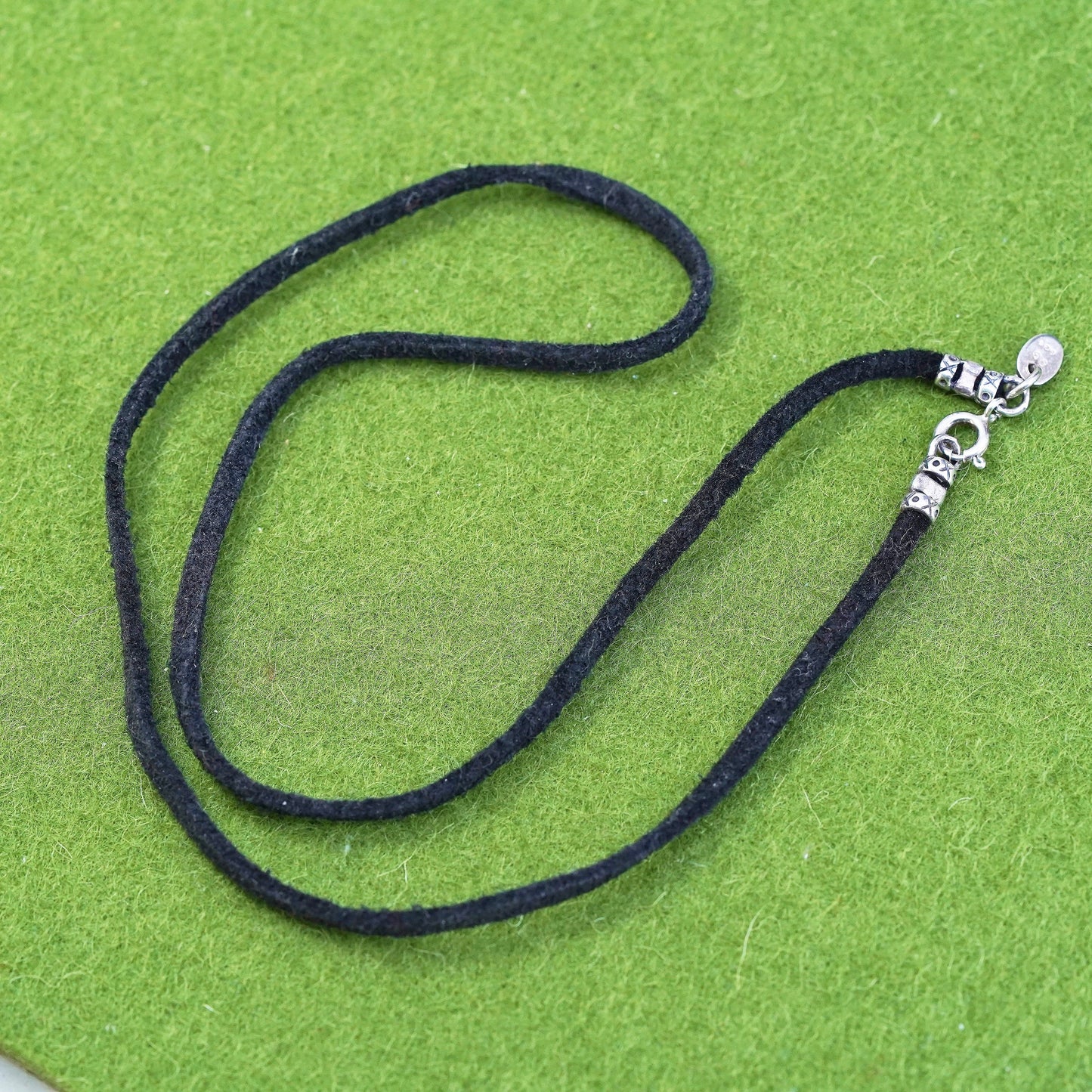 18”, Vintage Sterling 925 Silver Clasp with black Leather Necklace