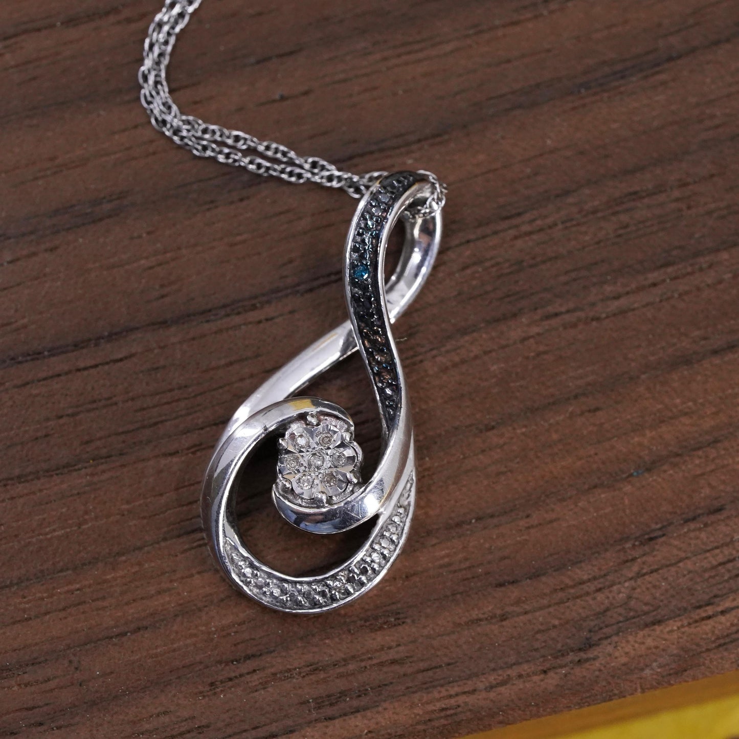 18” Sterling silver necklace, 925 Singapore rope chain teardrop pendant diamond