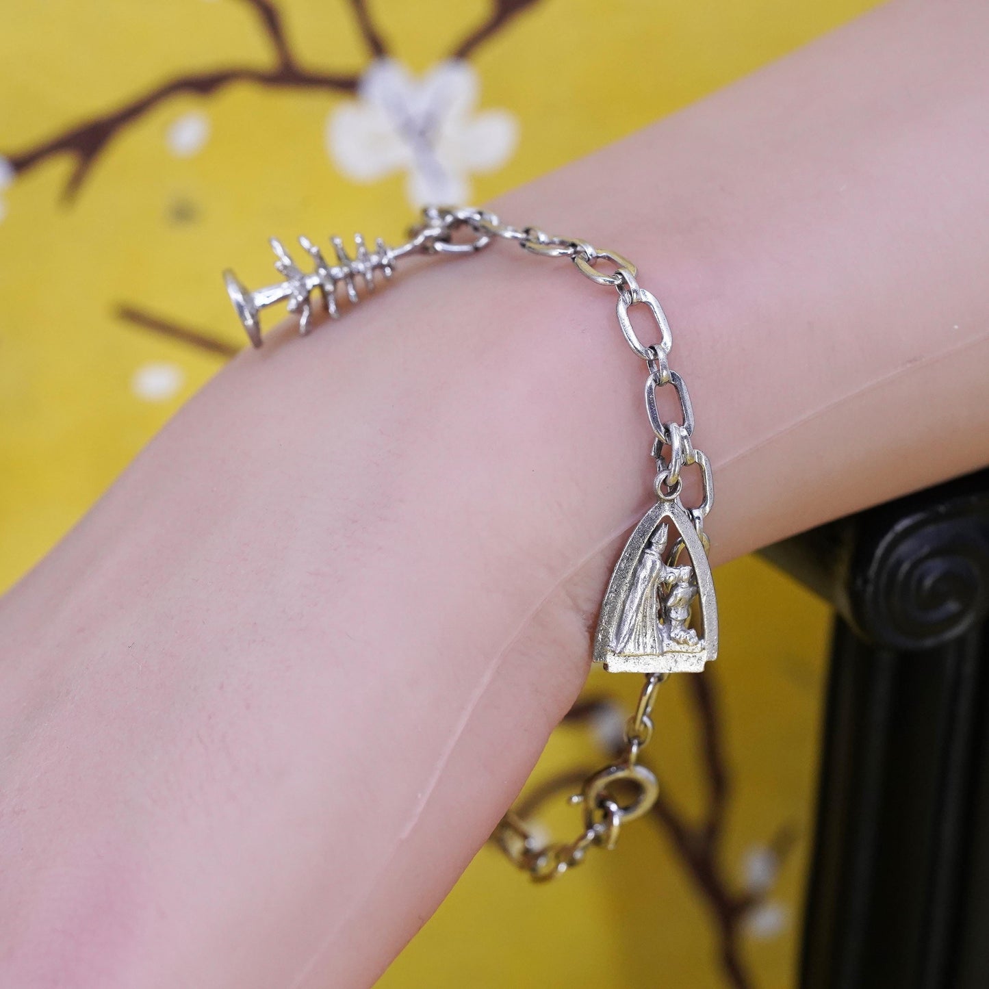 6.5”, Sterling silver 925 curb chain bracelet 2 charms, Christmas tree Baptism