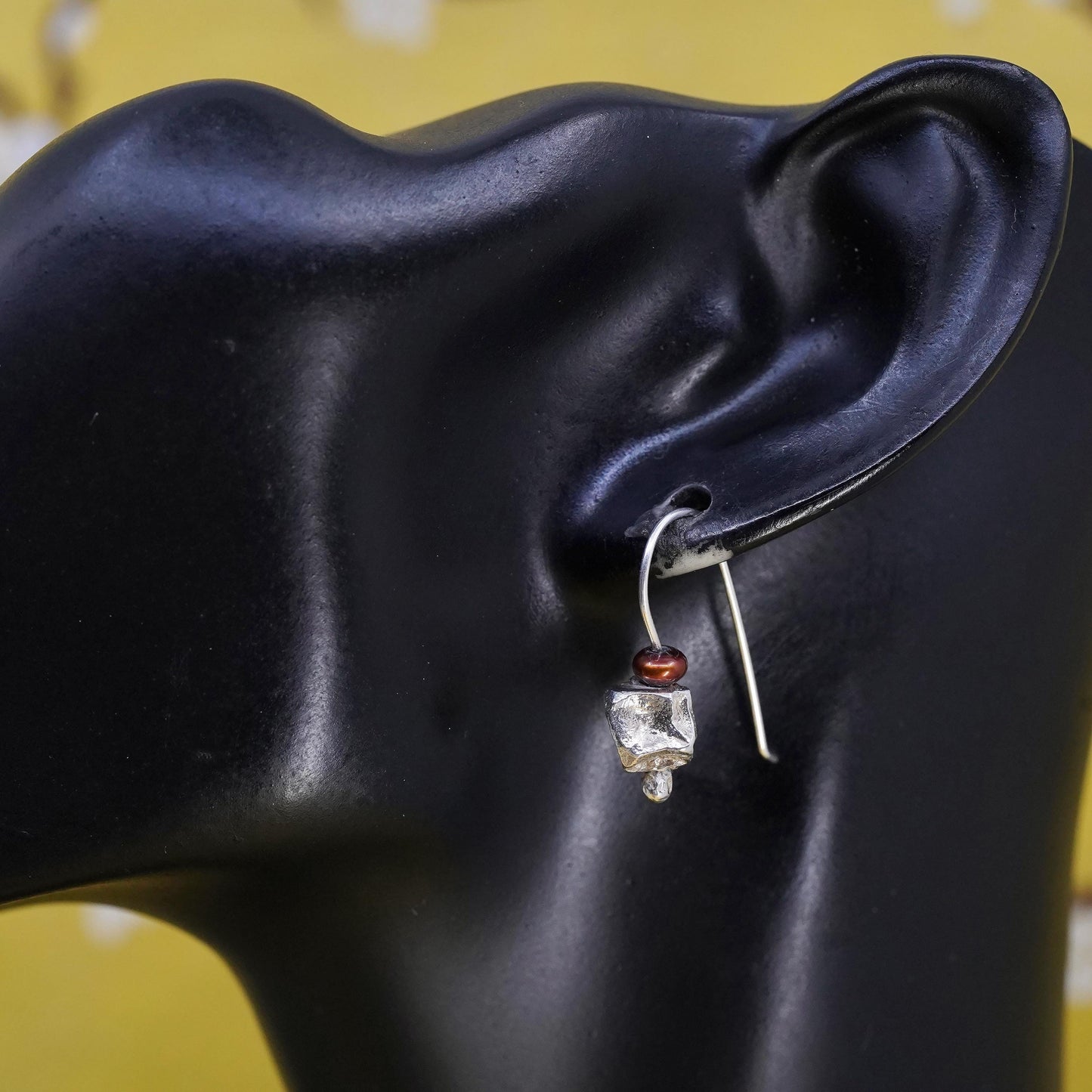 Vintage Sterling 925 silver handmade earrings dangles with nugget black pearl
