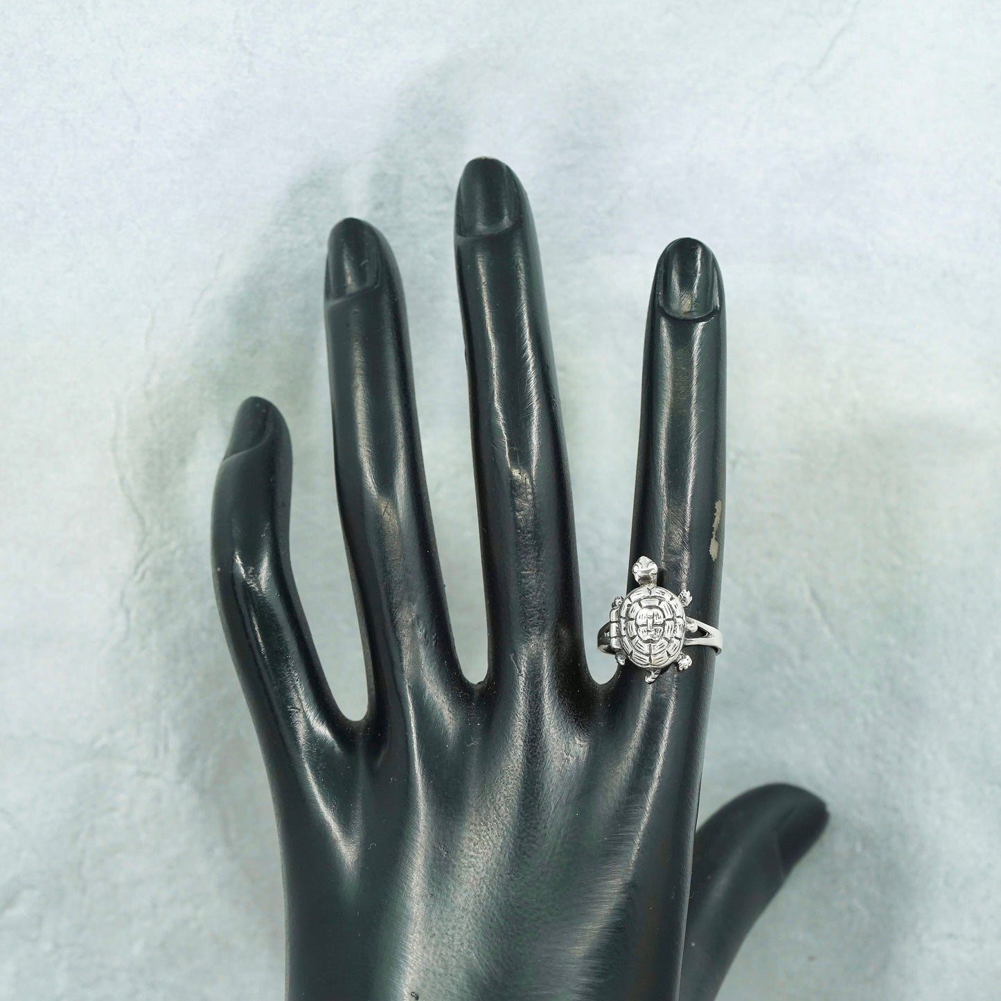 Size 6.5, vintage Sterling 925 silver handmade turtle ring