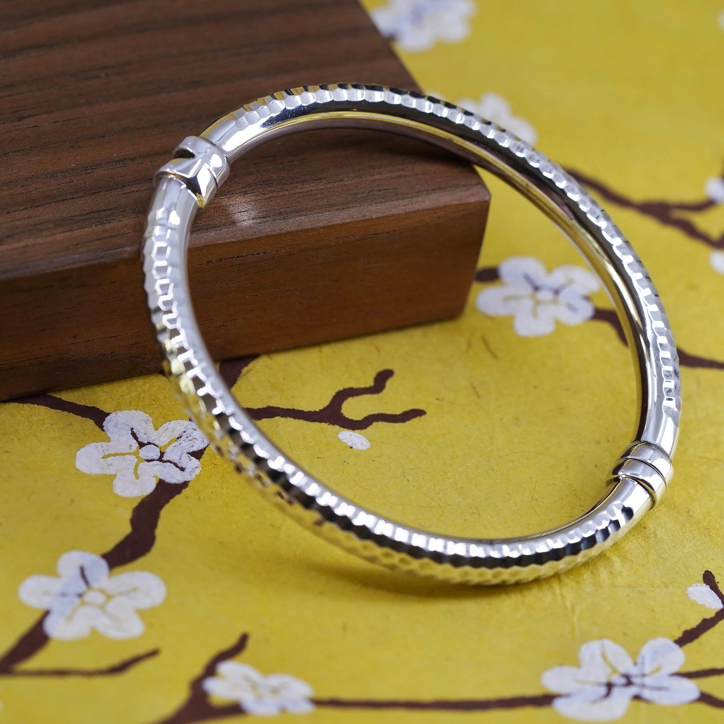 7.25”, modernist Sterling silver bracelet, 925 silver bangle w/ hammers texture
