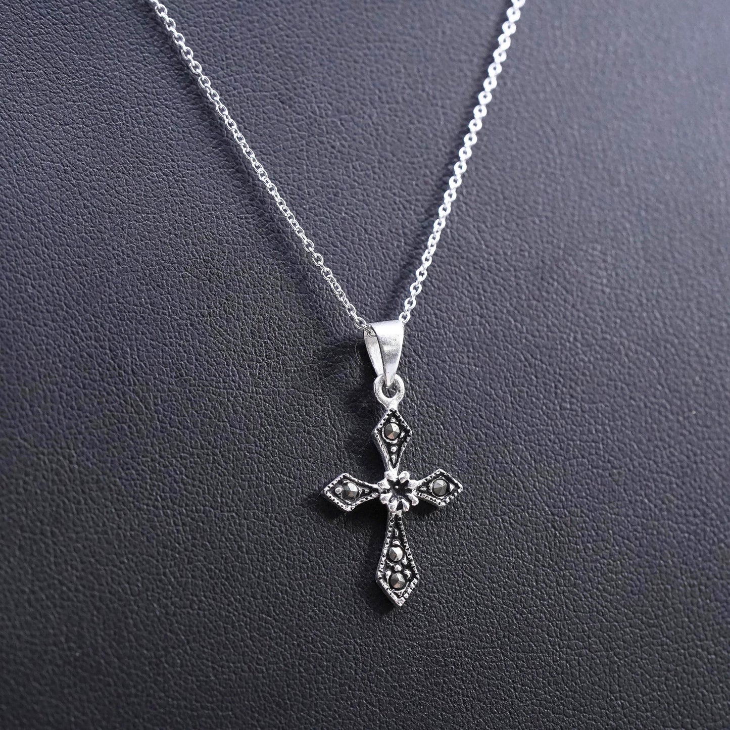 18” Sterling 925 silver circle chain necklace with cross pendant and marcasite