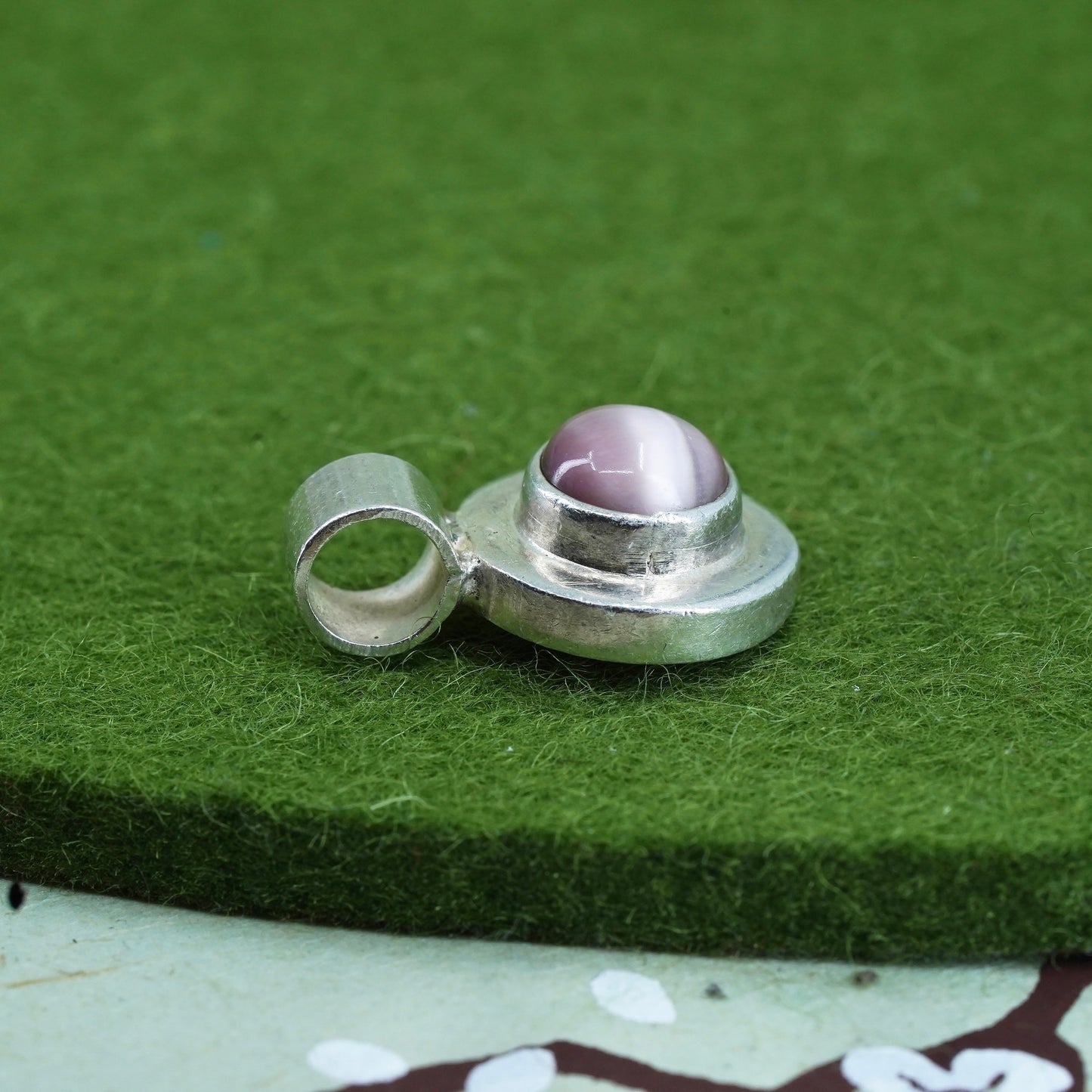 Vintage Mexico sterling 925 silver handmade pendant with purple tiger eye