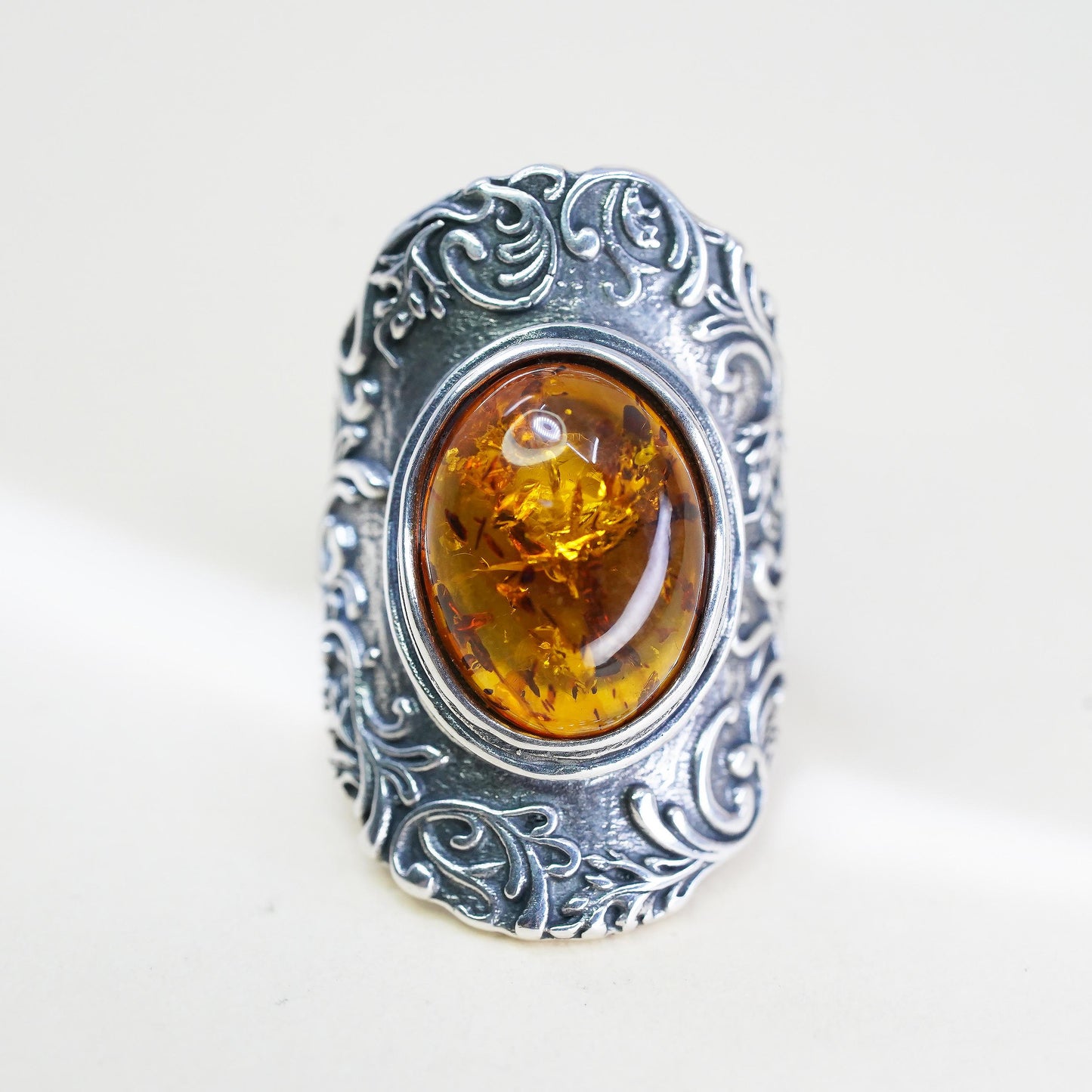 Size 7.25, Israel PZ Israel Sterling Silver Oval Amber Ring, Leaf Vine Band