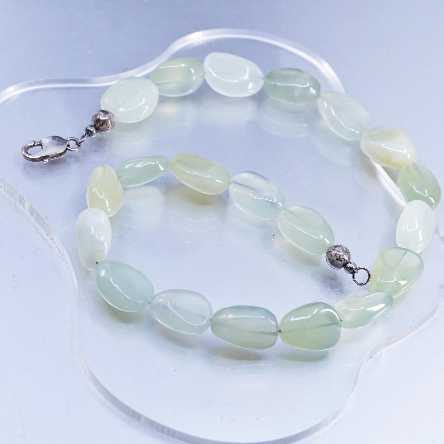 16", Vintage 925 Sterling Silver necklace with green fluorite nugget beads