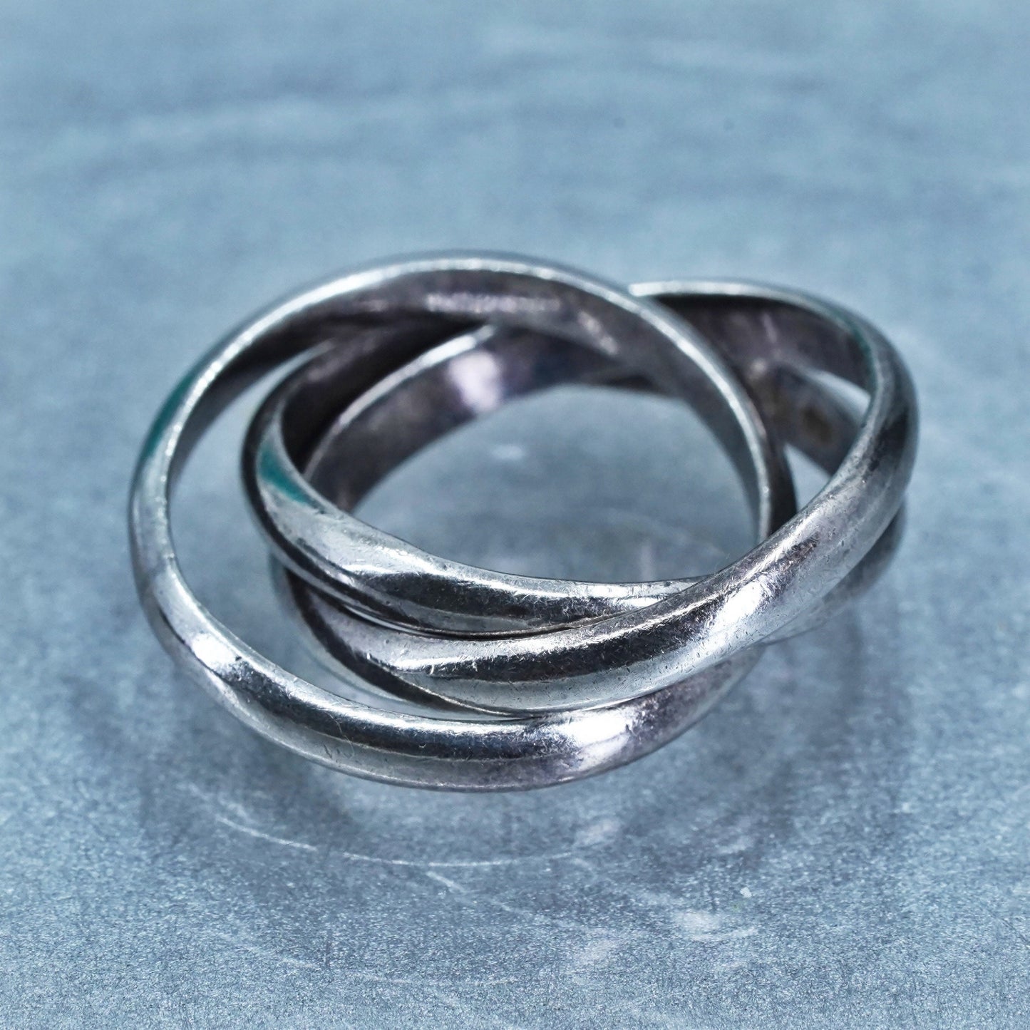 Size 5, vintage southwestern Sterling 925 silver wedding entwined ring, band