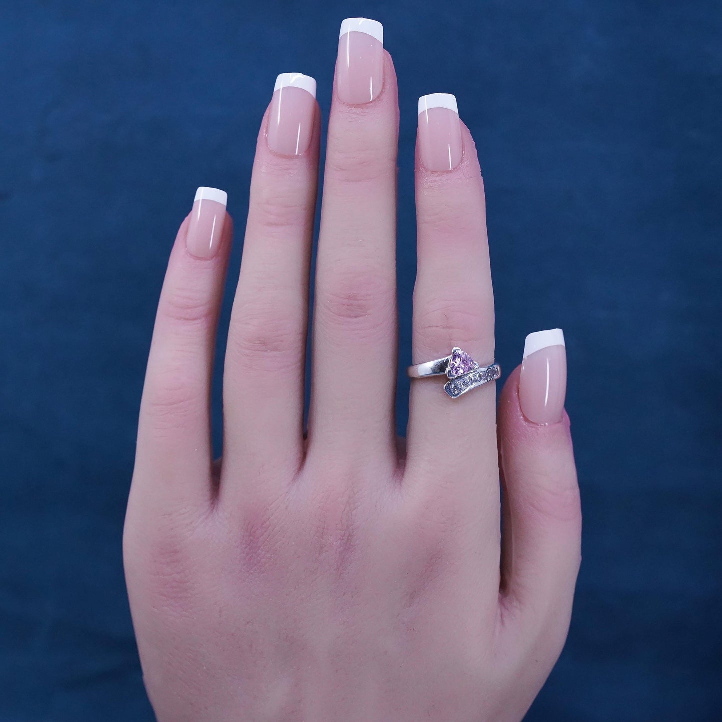 Size 6, vintage Sterling 925 silver handmade ring with pink crystal details