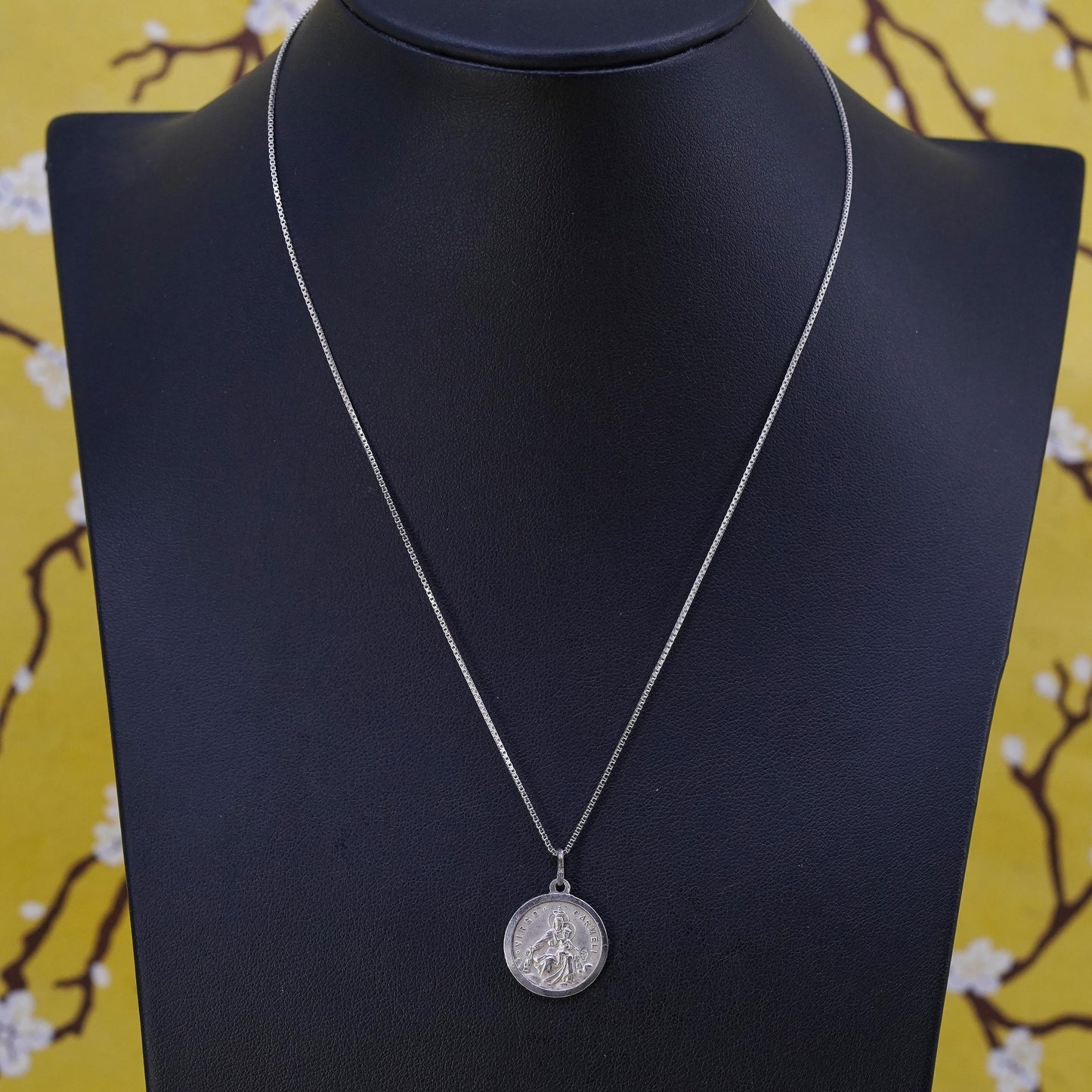 Sterling silver pendant, 925 box chain with double sided Jesus Virgo Carmelo