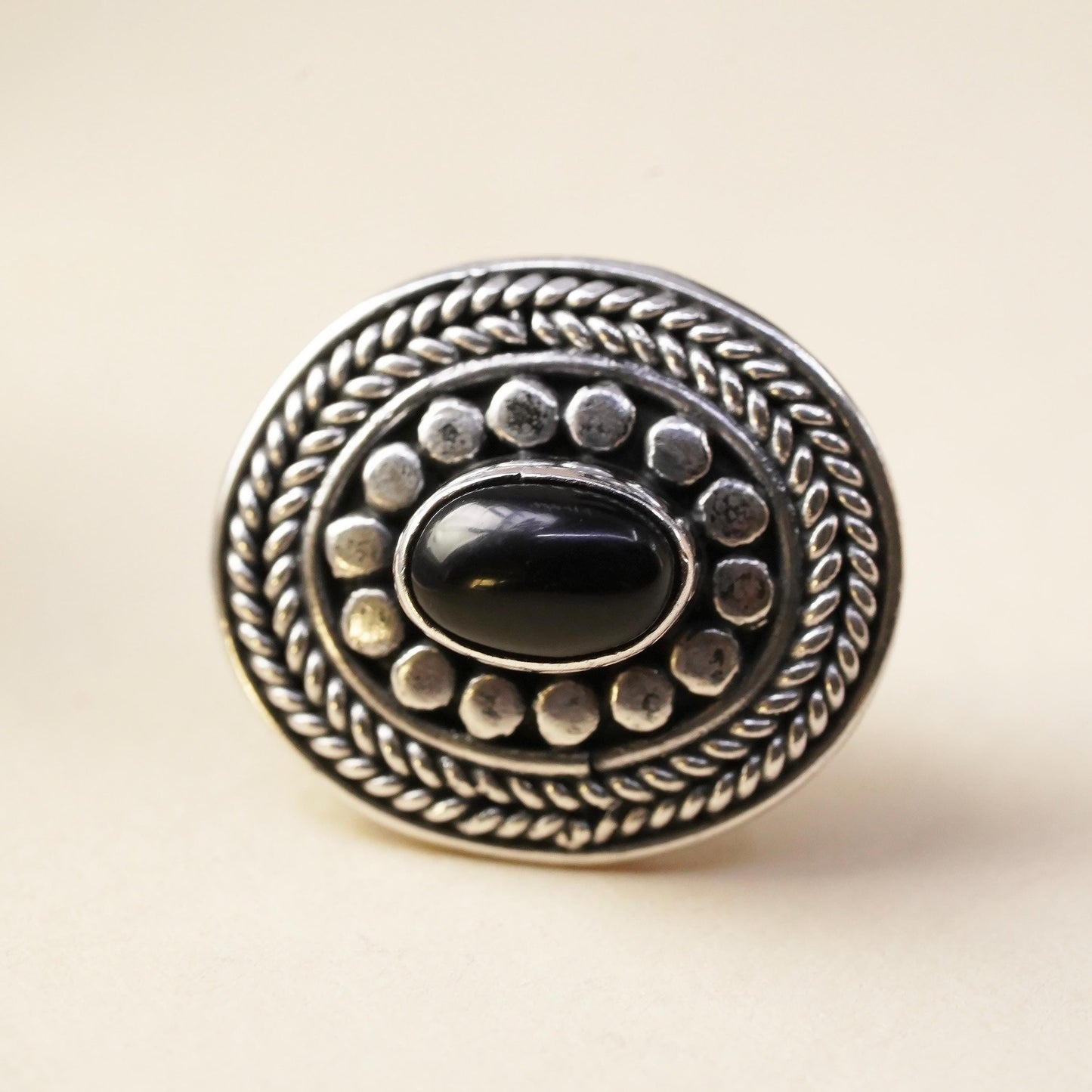 Vintage Sterling 925 silver handmade oval stud with onyx, single earring