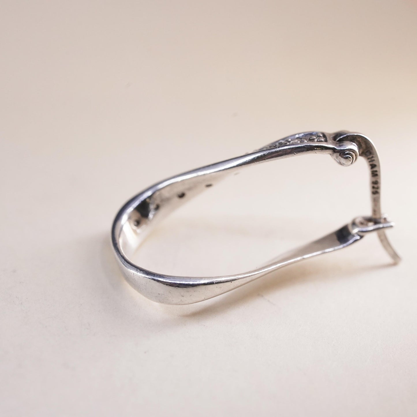 1”, Cham sterling silver single earring, 925 twisted huggie hoop with clear Cz