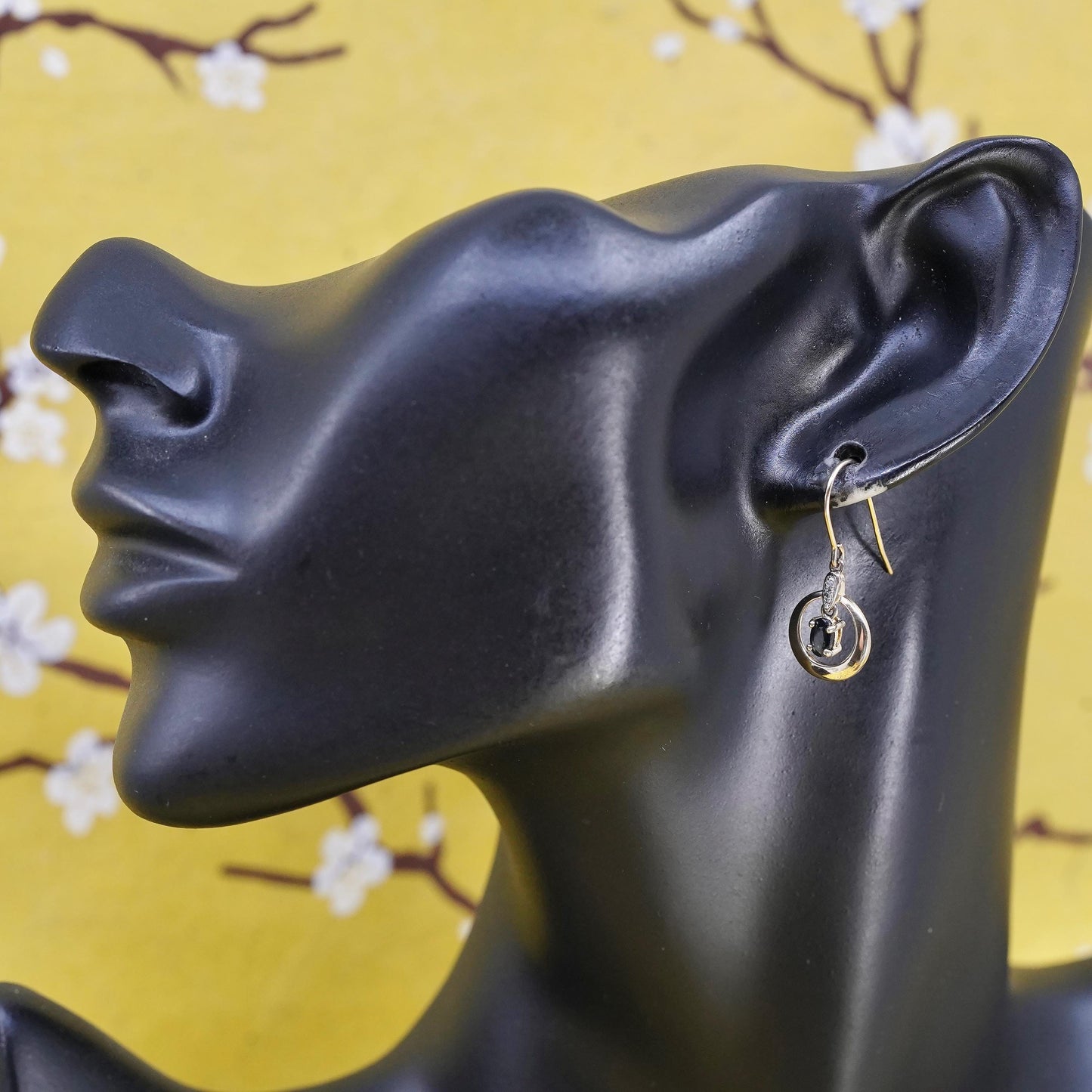 vermeil gold plated Sterling 925 silver circle earrings sapphire and diamond