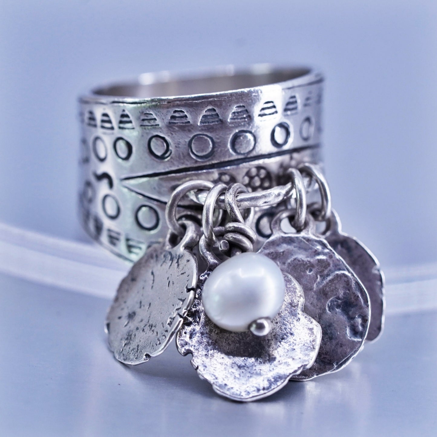 Size 7.5, Silpada R1902 925 Sterling Silver Pearl Stamped Coin Cha Cha Ring