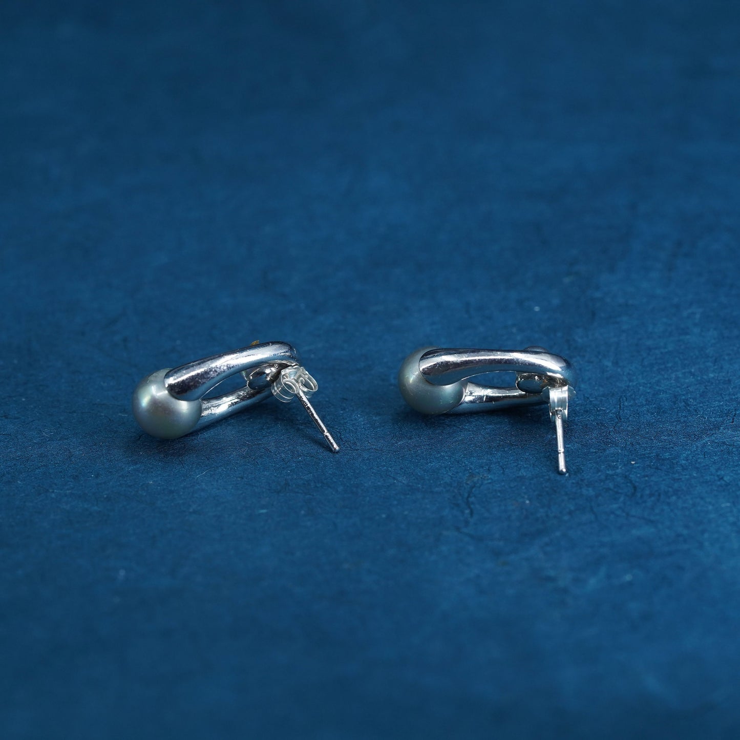 Vintage sterling silver handmade earrings, 925 oval studs with gray pearl