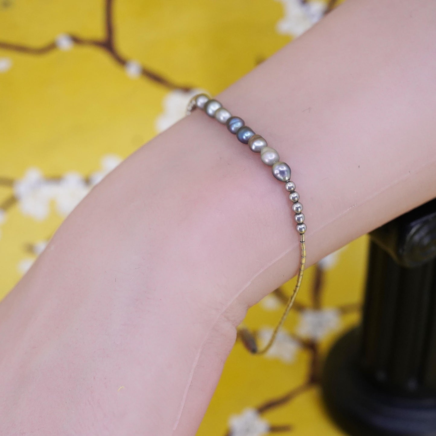 7.25", vintage sterling silver bracelet, liquid 925 Silver with pearl beads