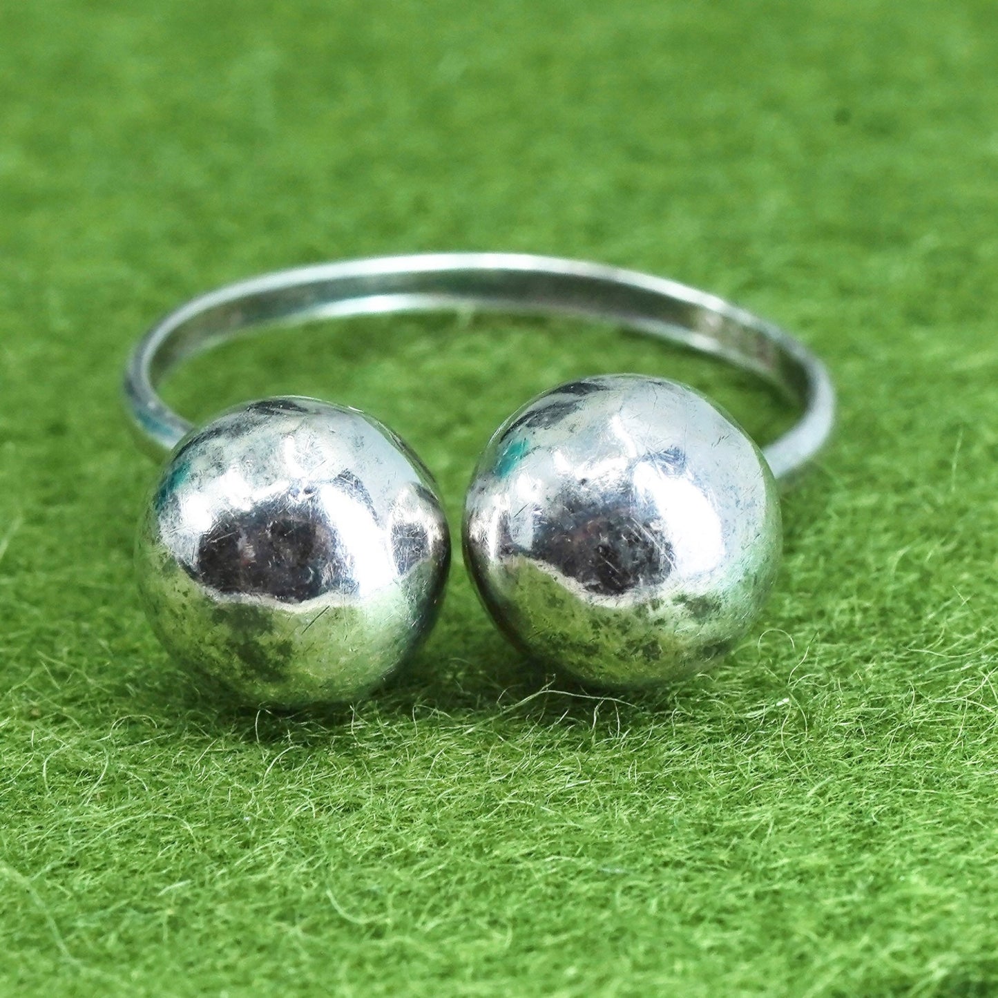 Size adjustable, sterling silver handmade statement ring, 925 band with bead