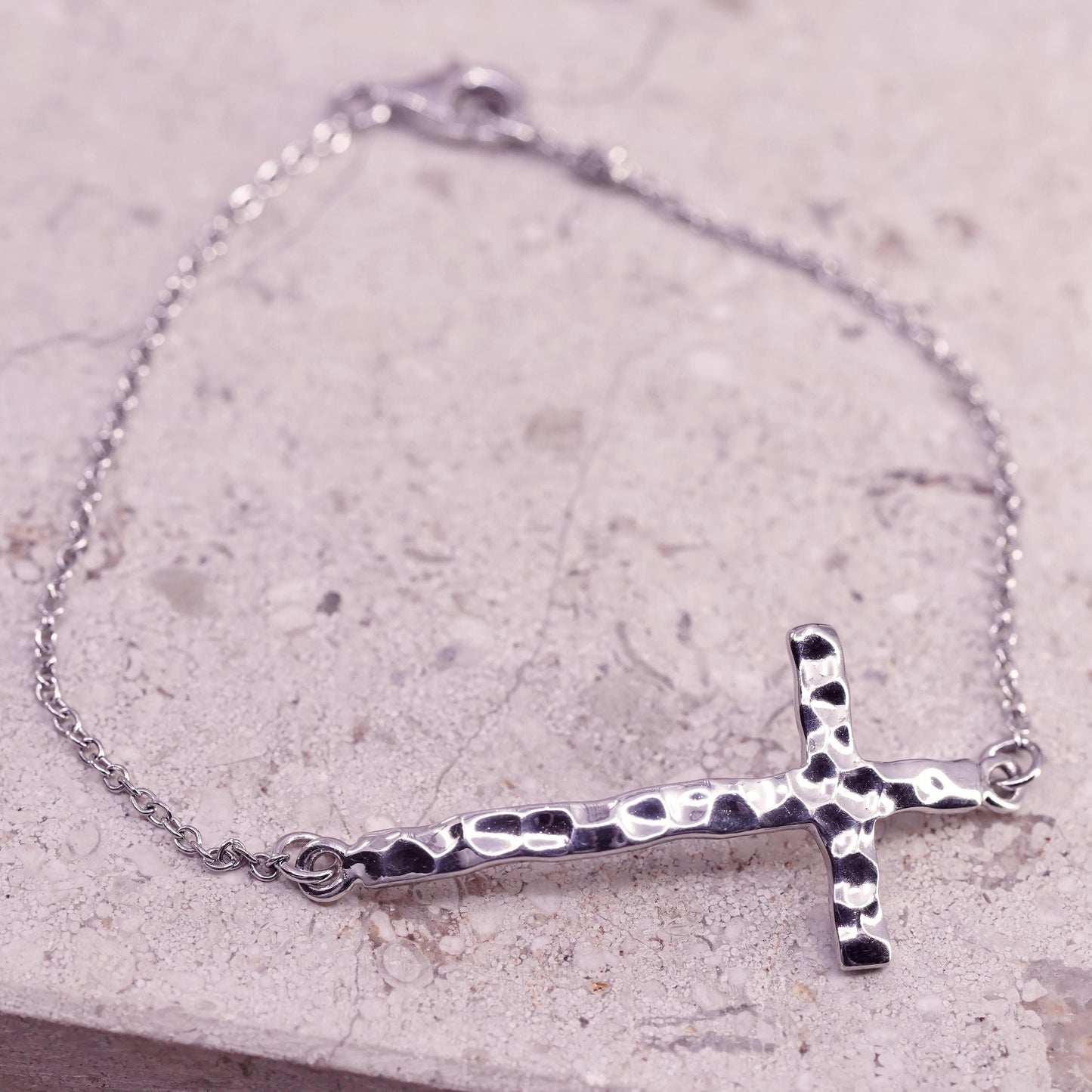 7", vintage Sterling silver bracelet, 925 circle chain hammered cross charm