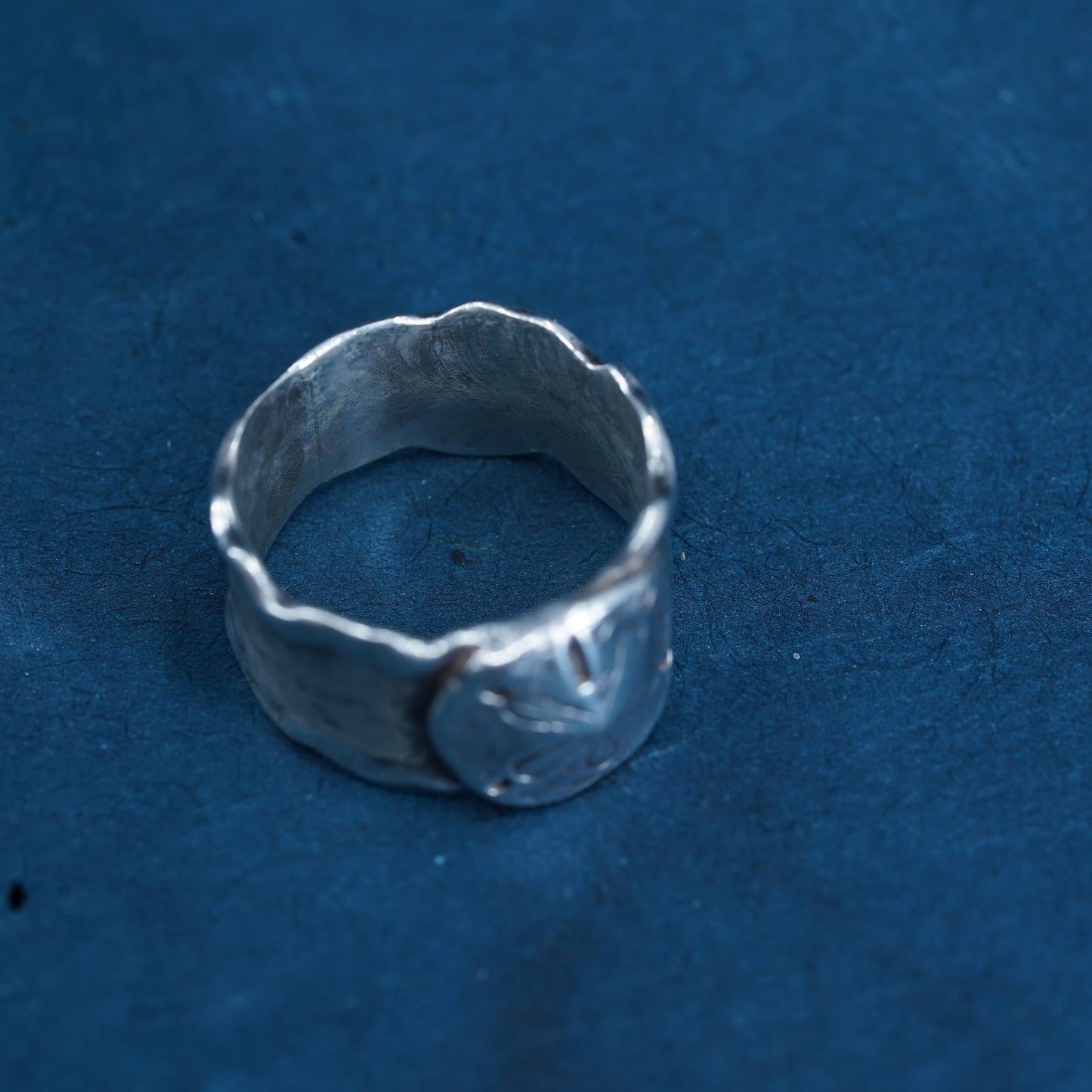 Size 7, vintage Sterling silver handmade sand dollar ring, 925 band