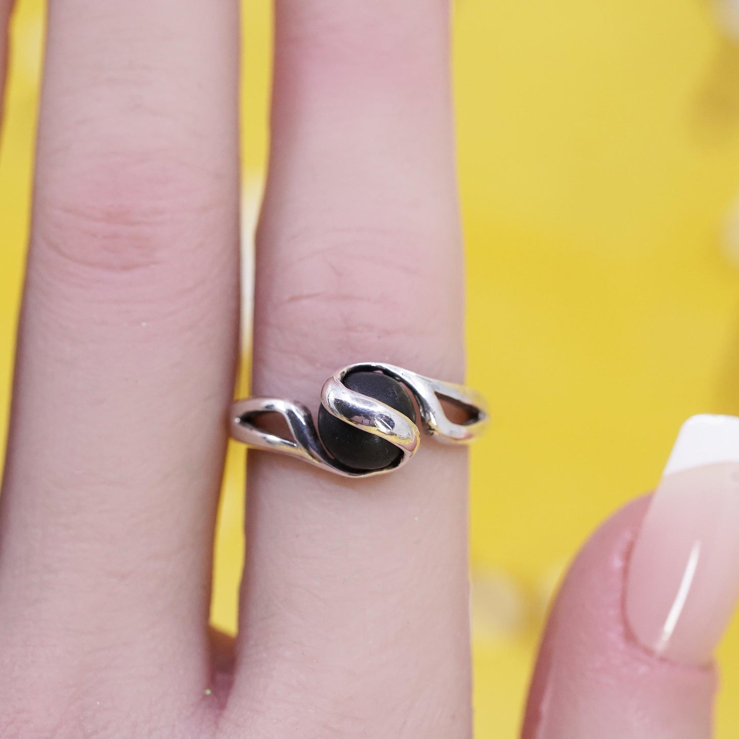 Size 4.5, vintage Sterling 925 silver interchangeable ring with onyx bead