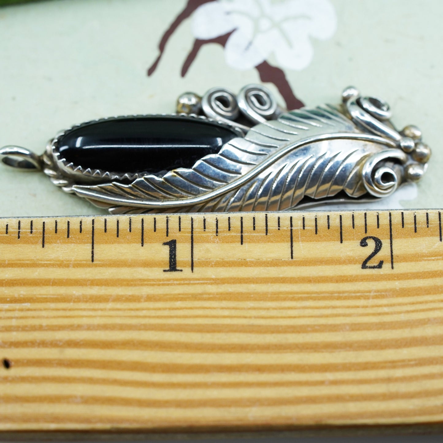 Native American Navajo sterling silver floral feather, 925 oval pendant w/ onyx