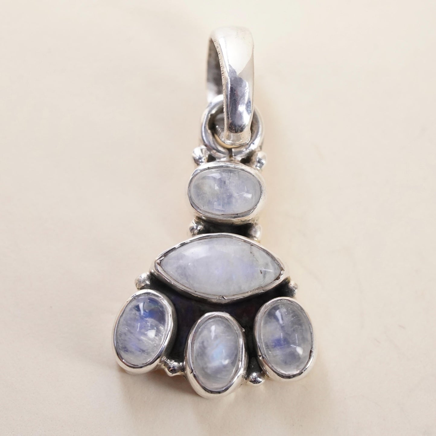 Vintage Sterling 925 silver handmade pendant with moonstone