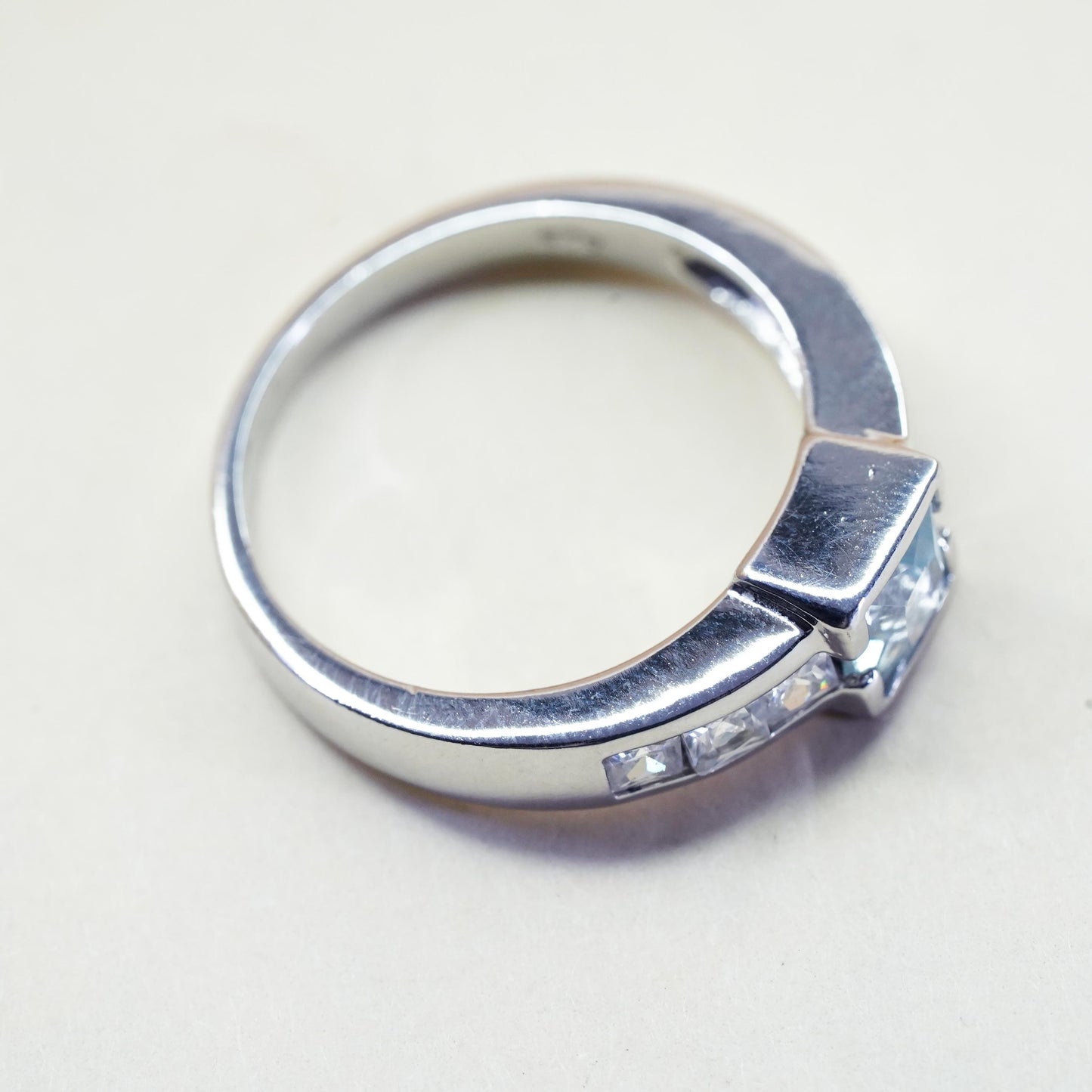 Size 7, vintage sterling 925 silver handmade stackable band ring square topaz