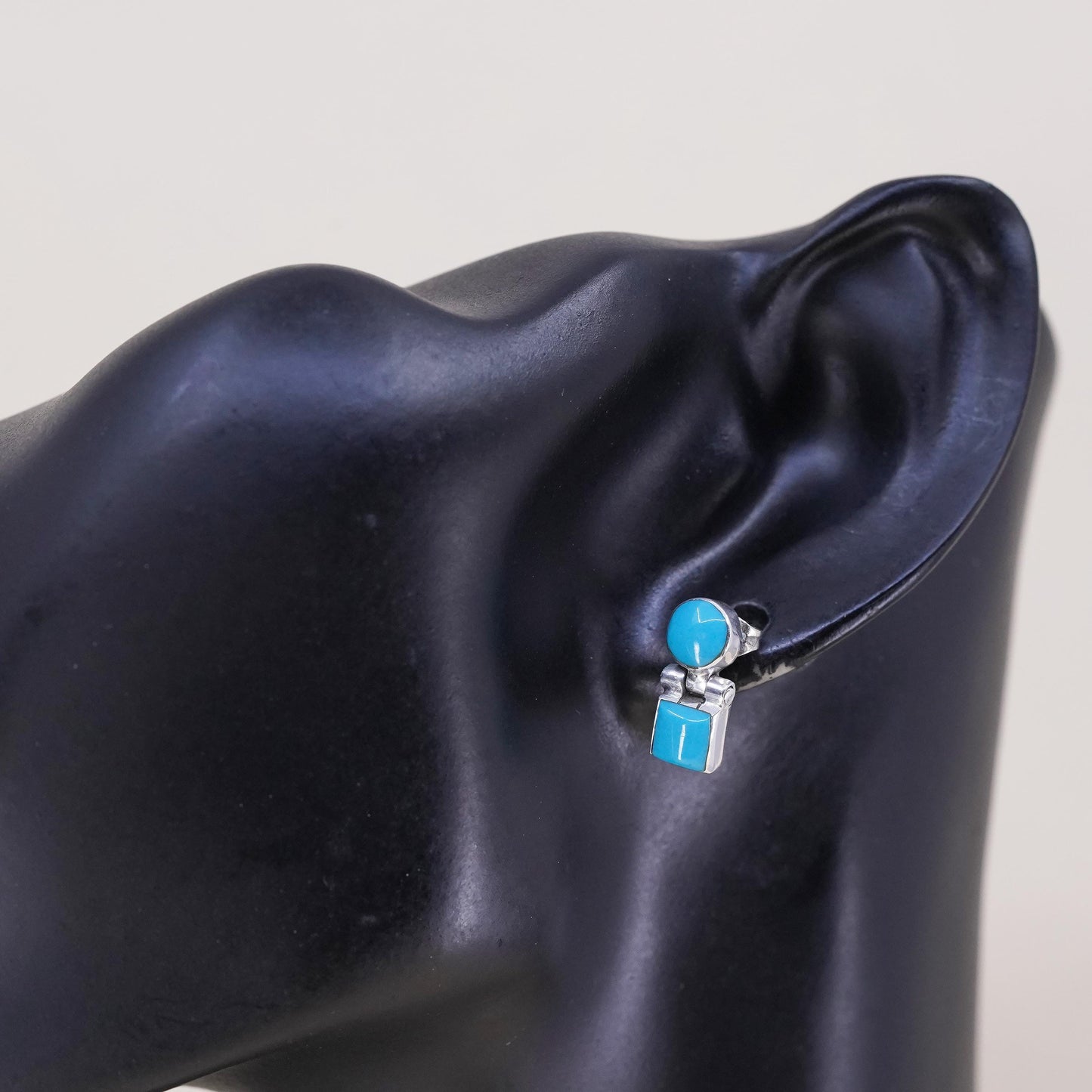 Native American Southwestern sterling silver 950 single earring with turquoise