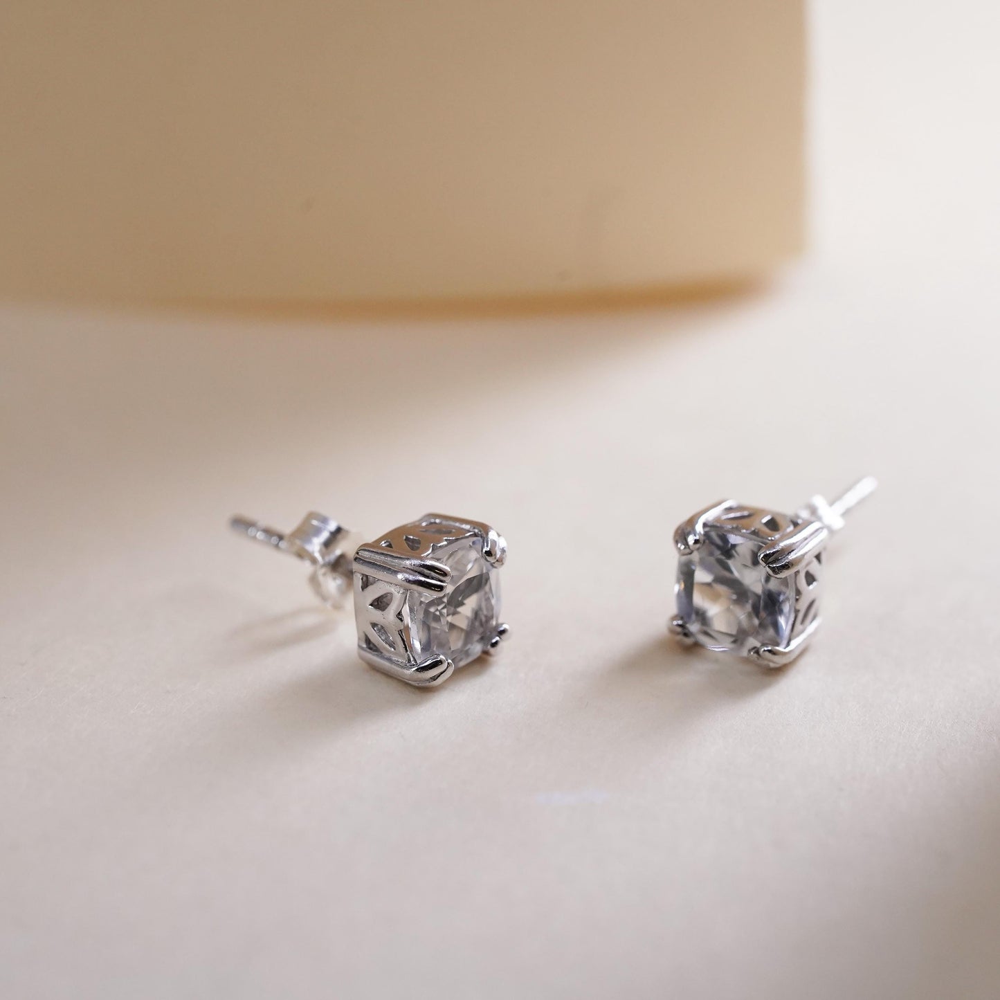 vintage Sterling 925 silver studs earrings with clear crystal