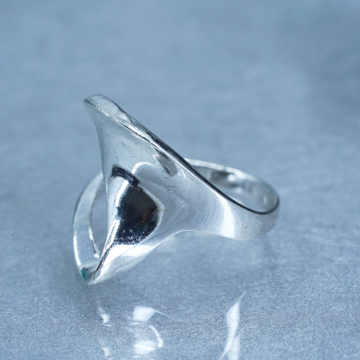 Size 9, vintage modern Sterling 925 silver handmade ring, wavy band