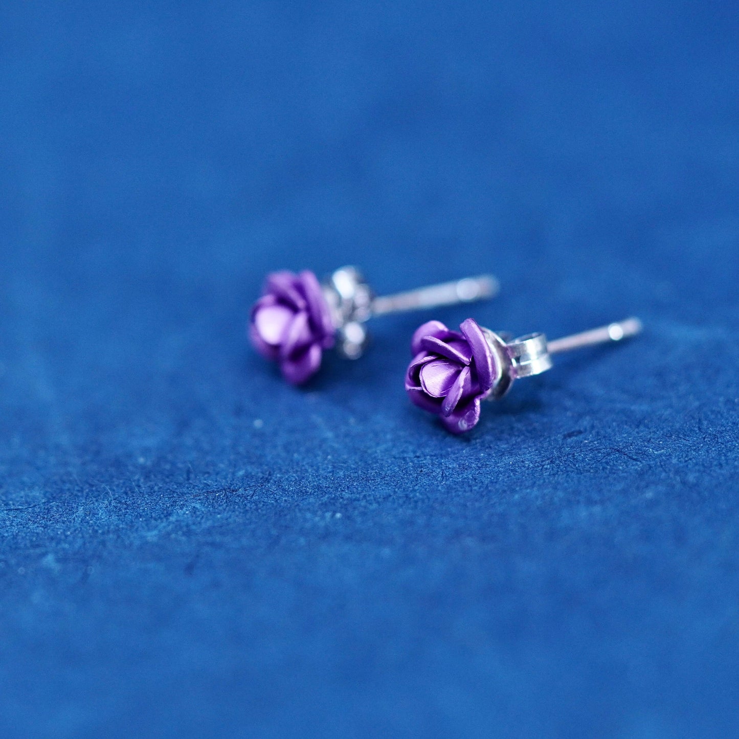 Vintage Sterling silver earrings, 925 purple flower studs