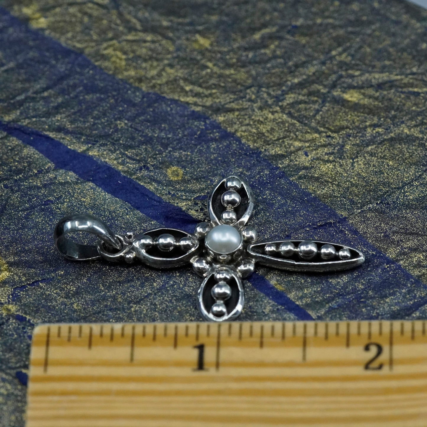 vtg Silpada Sterling Silver 925 handmade Cross Pendant With Pearl Center S0971