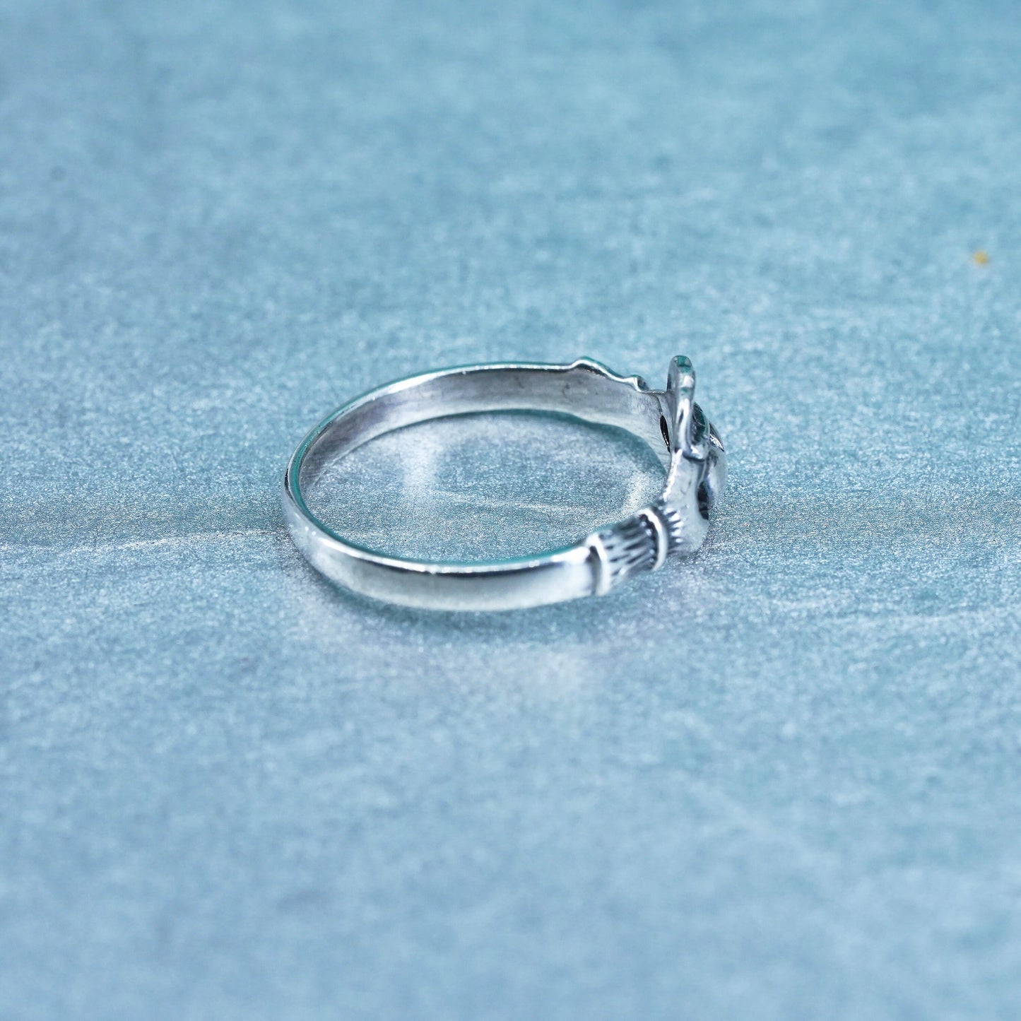 Size 6, Irish Claddagh friendship Sterling 925 silver ring, hand heart band