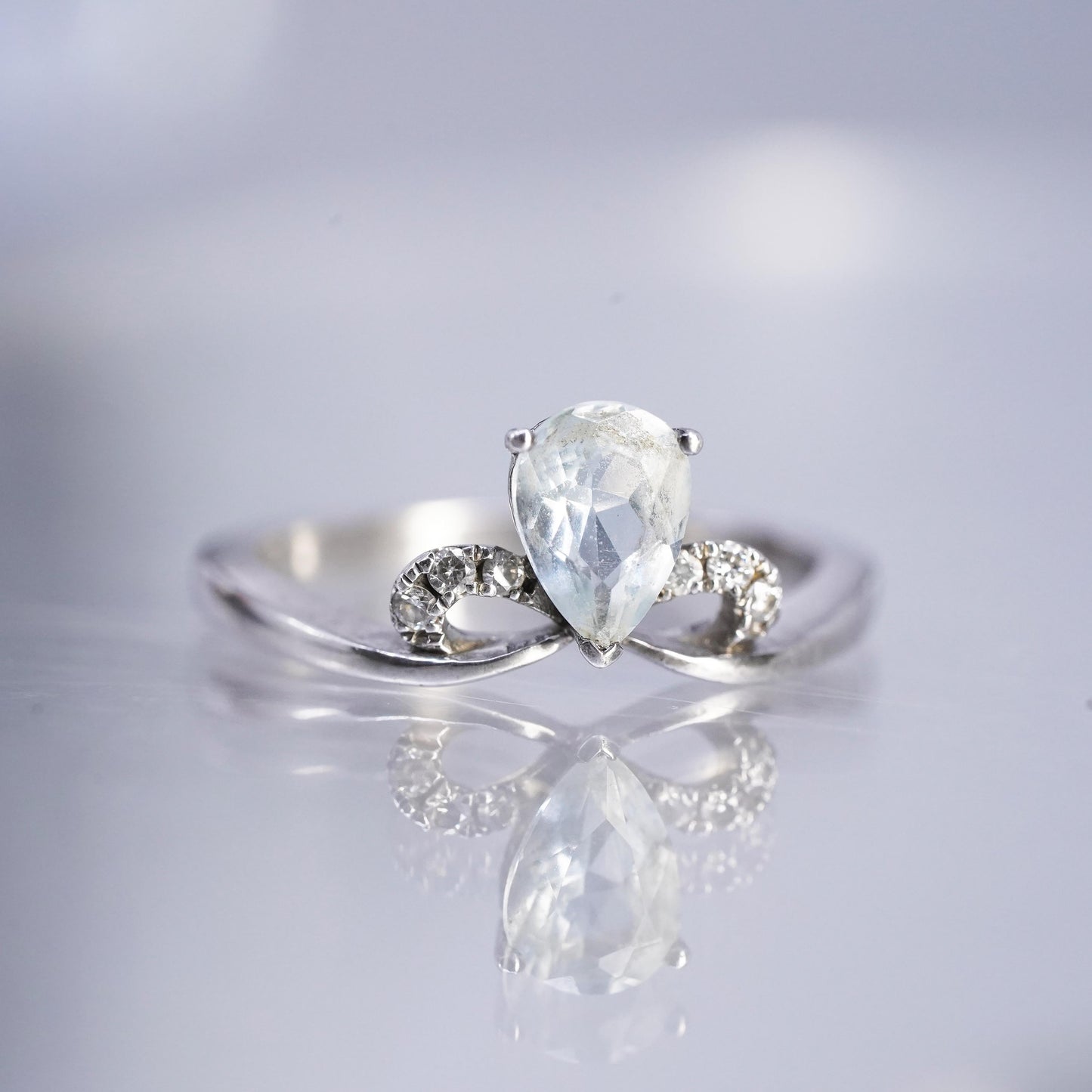 size 6, vintage Sterling Silver 925 Ring teardrop topaz ring with cz details