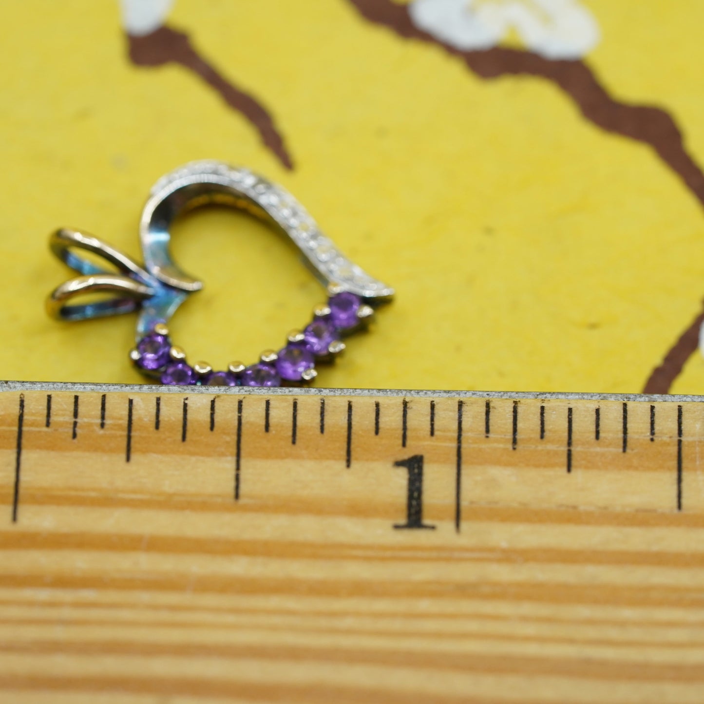 Vintage Sterling 925 silver pendant, heart with amethyst and diamond details