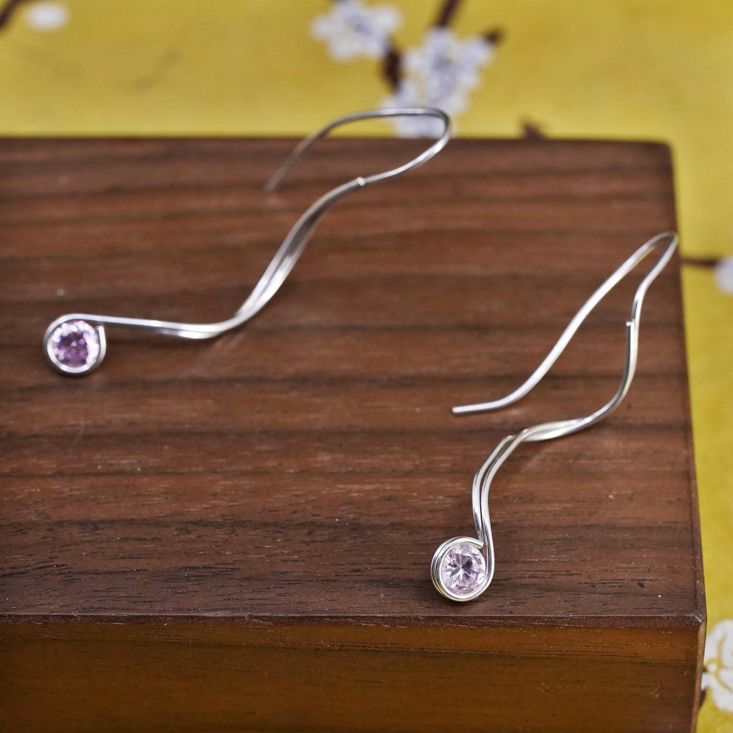 Vintage Sterling 925 silver wavy handmade earrings with pink crystal