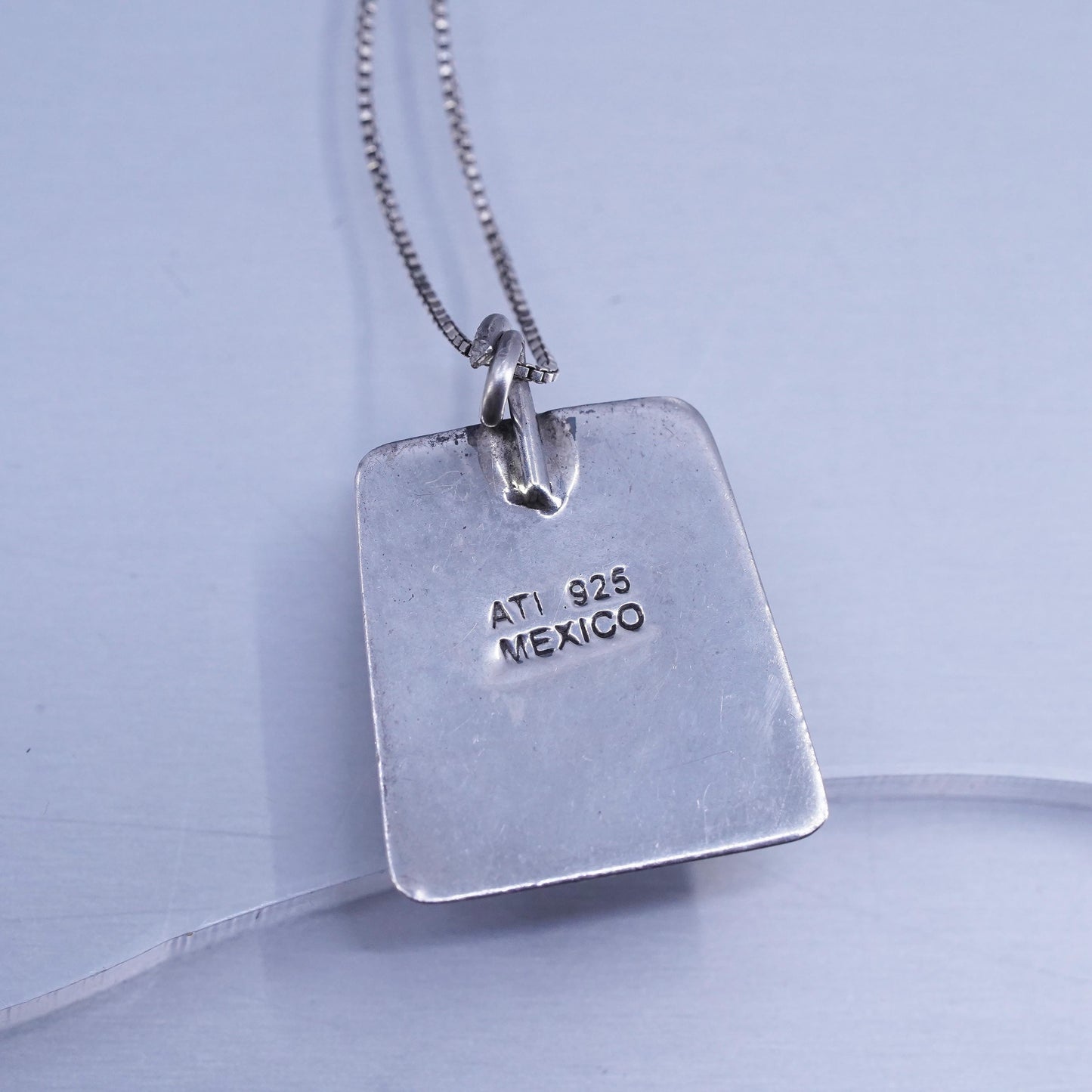 16”, vintage Mexican Sterling 925 silver box chain necklace leaves pendant onyx